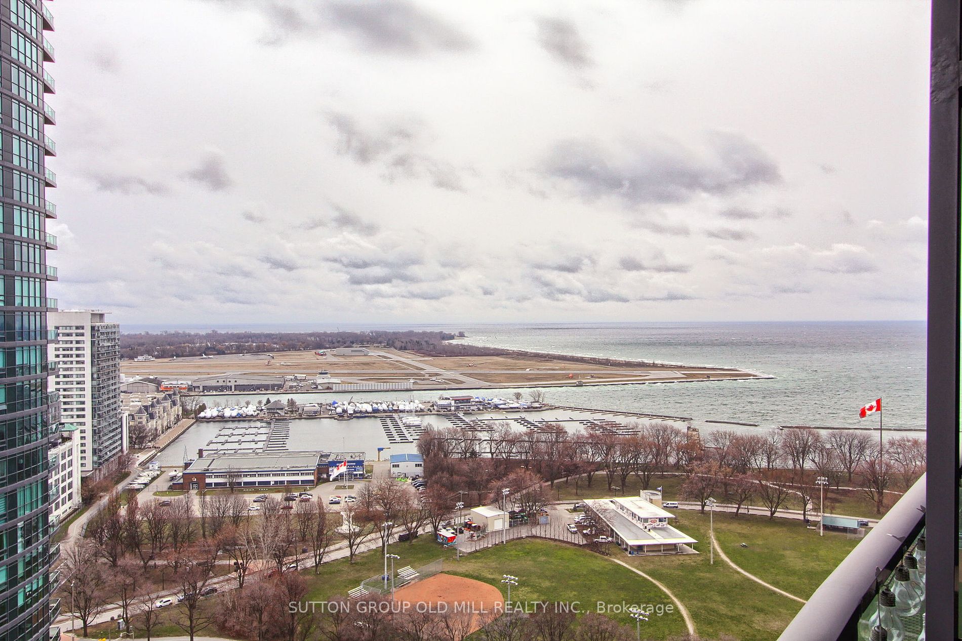 219 Fort York Blvd, #2605