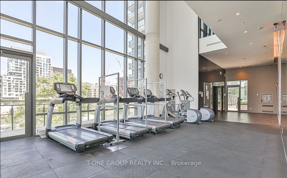 170 Fort York Blvd, #2405