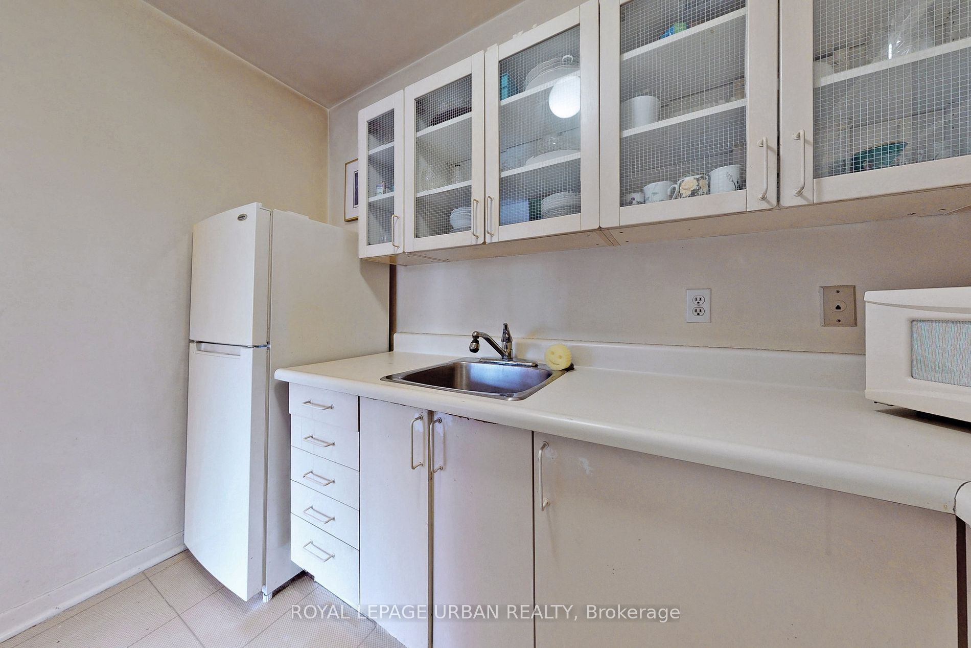 1A Dale Avenue #109