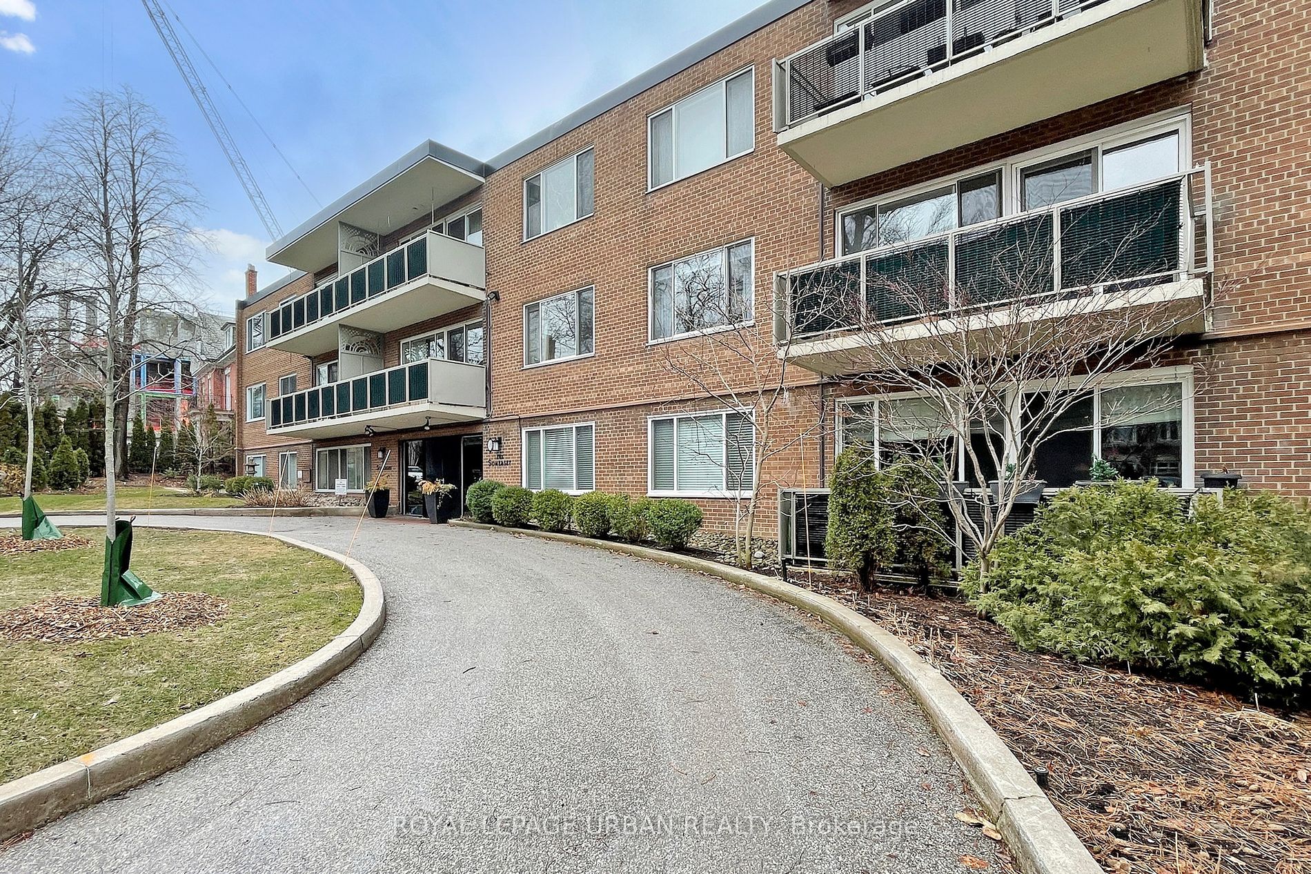 1A Dale Avenue #109