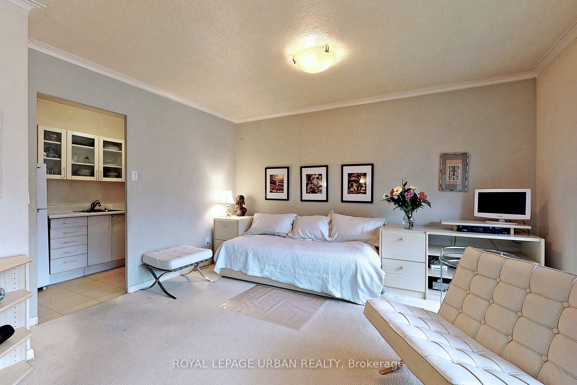 1A Dale Avenue #109