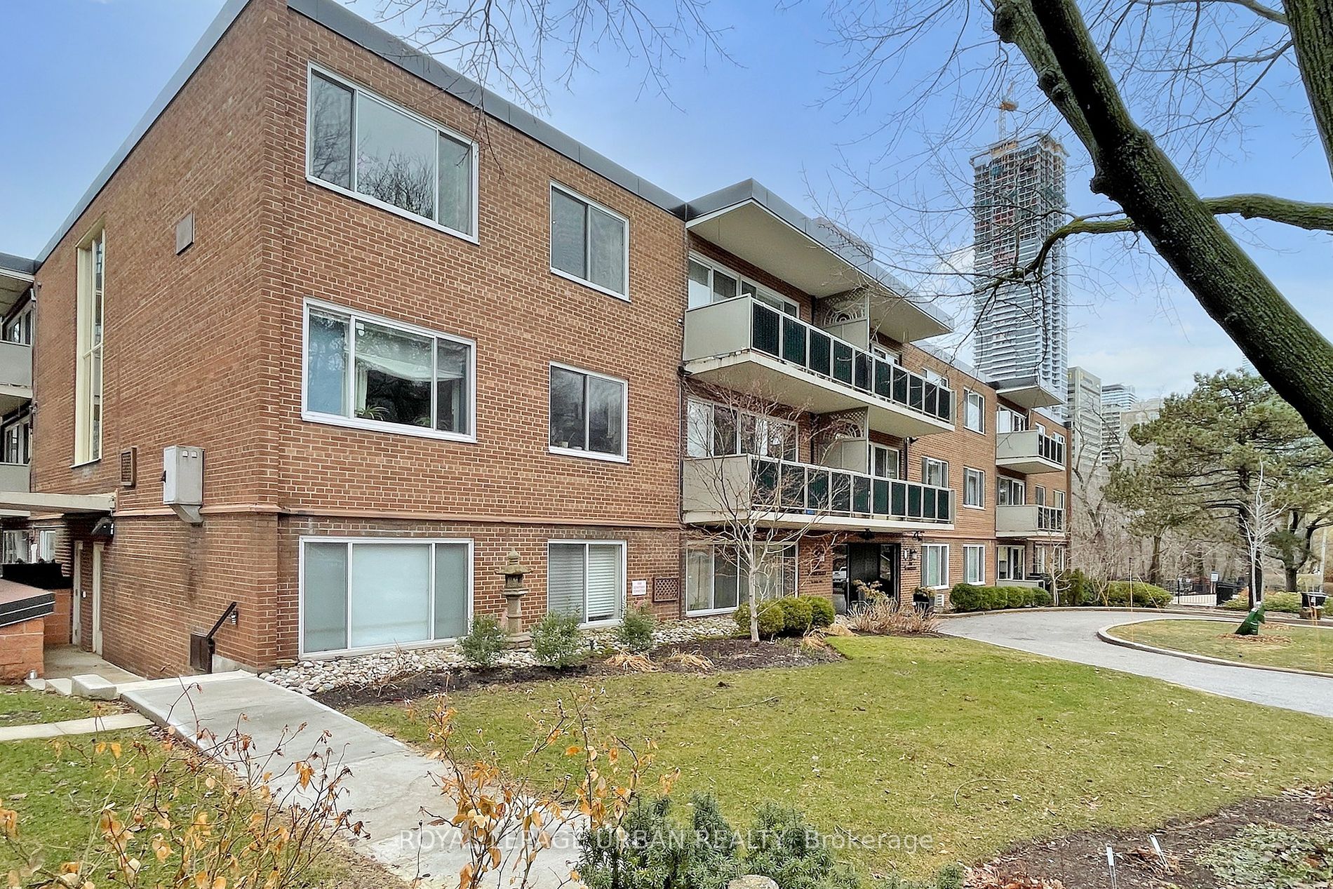 1A Dale Avenue #109