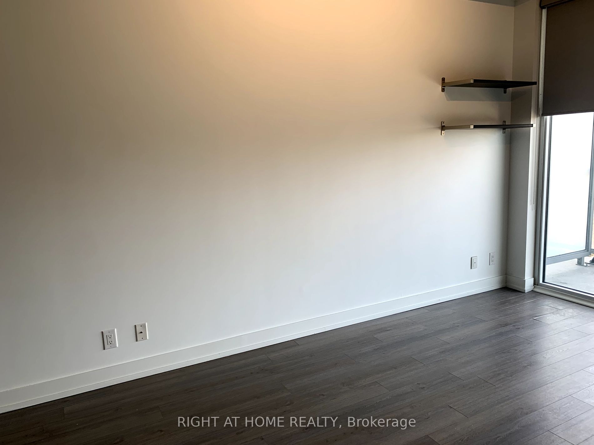 6 Parkwood Avenue #613