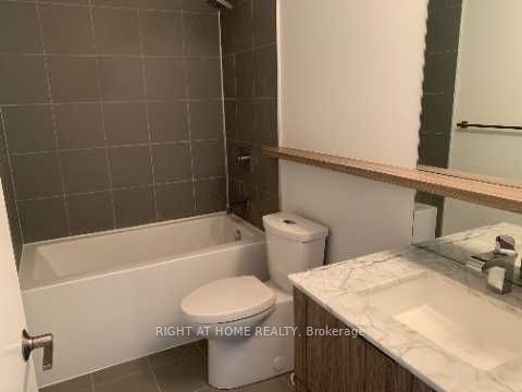 6 Parkwood Avenue #613