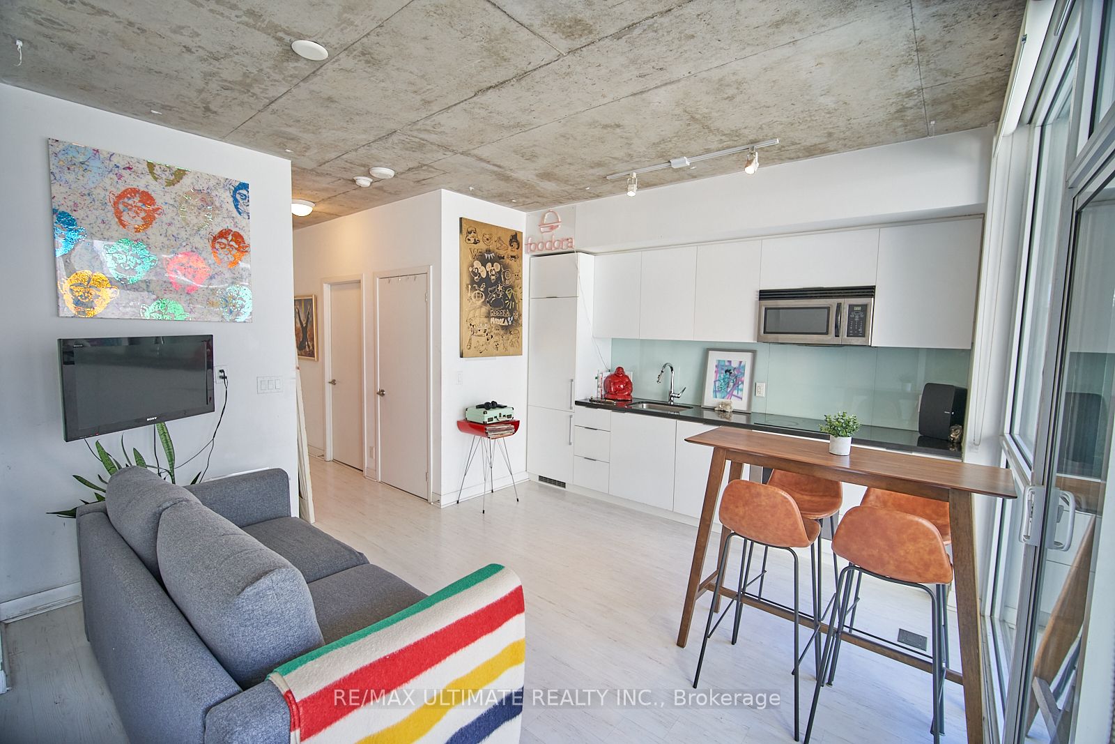 478 King Street W, #318