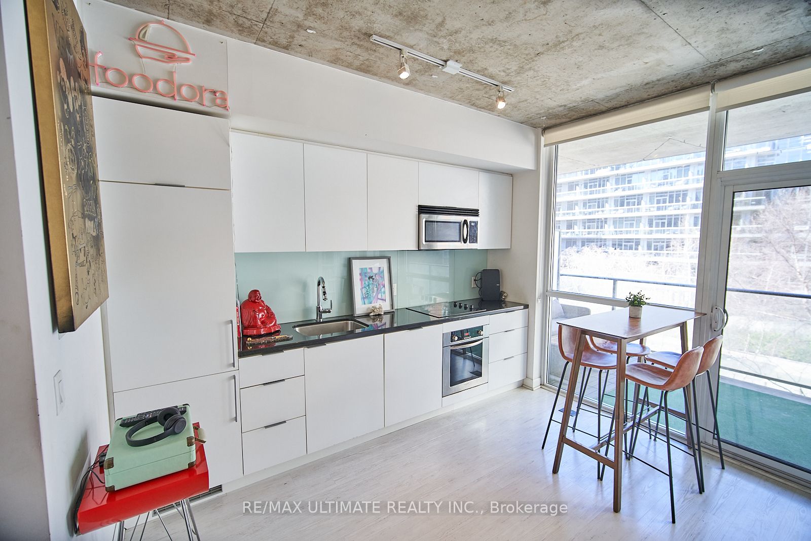478 King Street W, #318