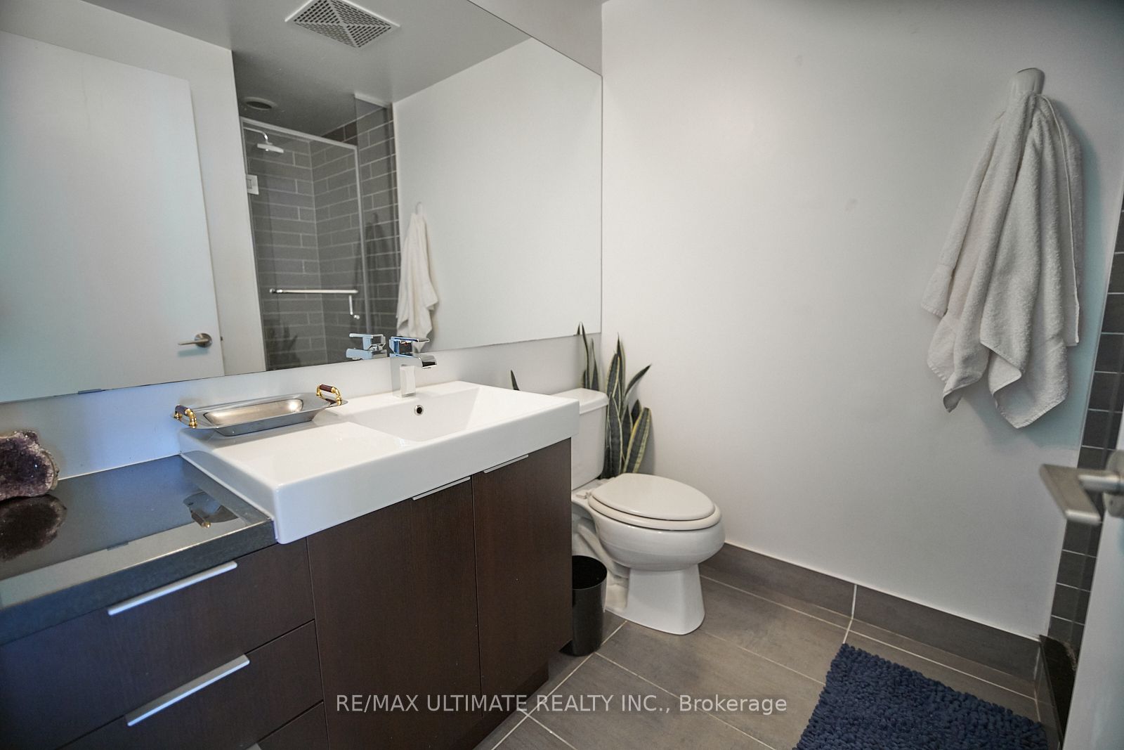 478 King Street W, #318