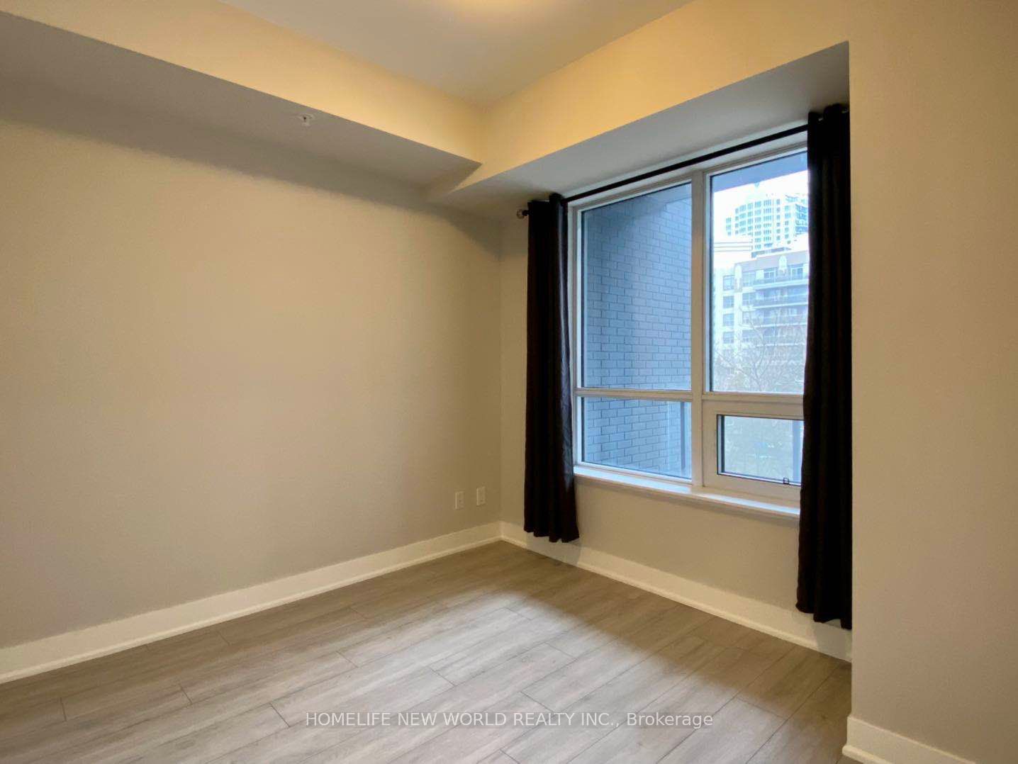 7 Kenaston Gardens, #126