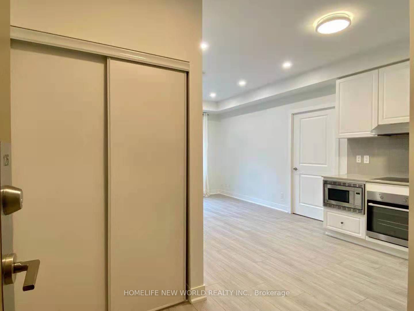 7 Kenaston Gardens, #126