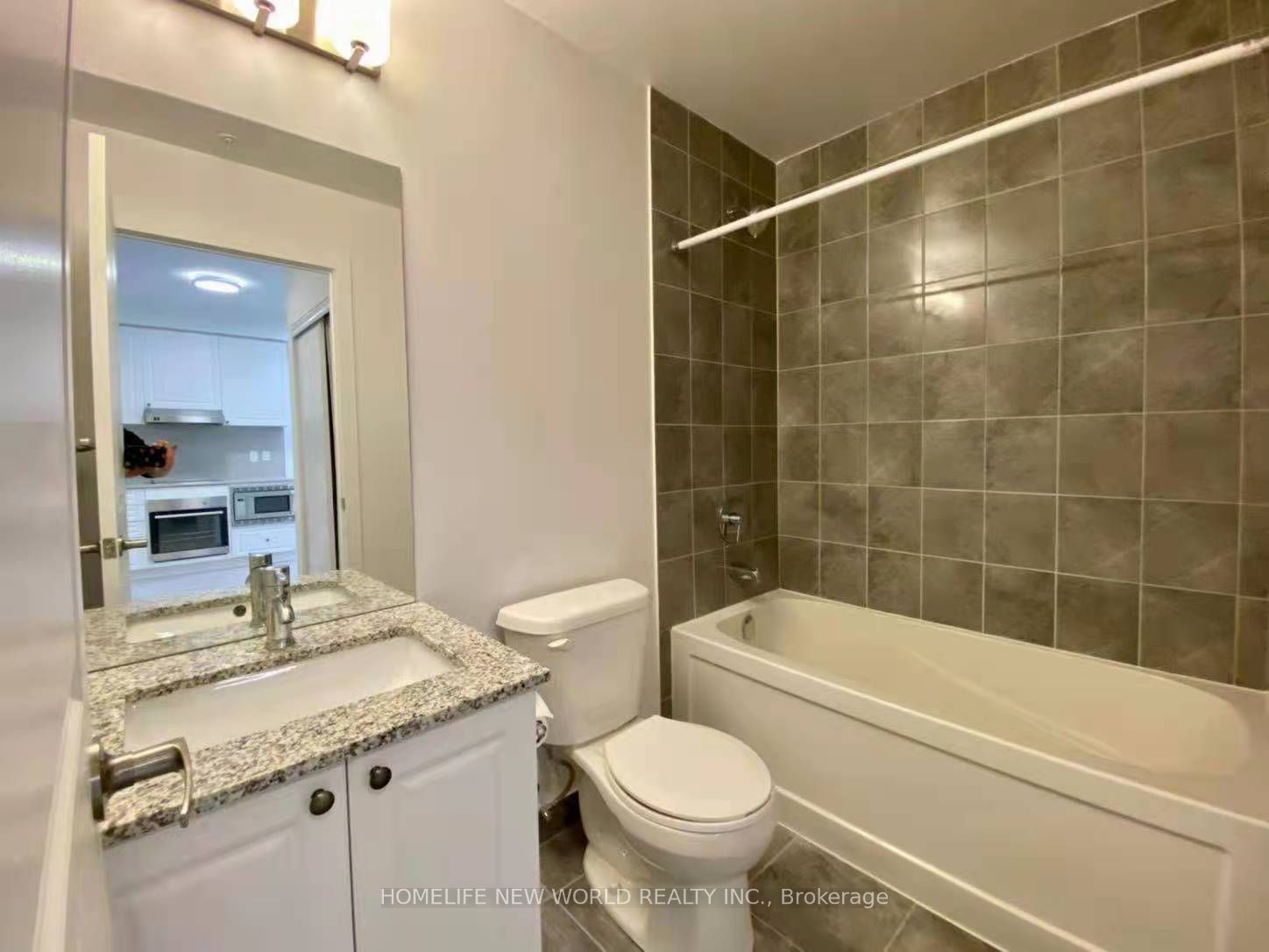 7 Kenaston Gardens, #126