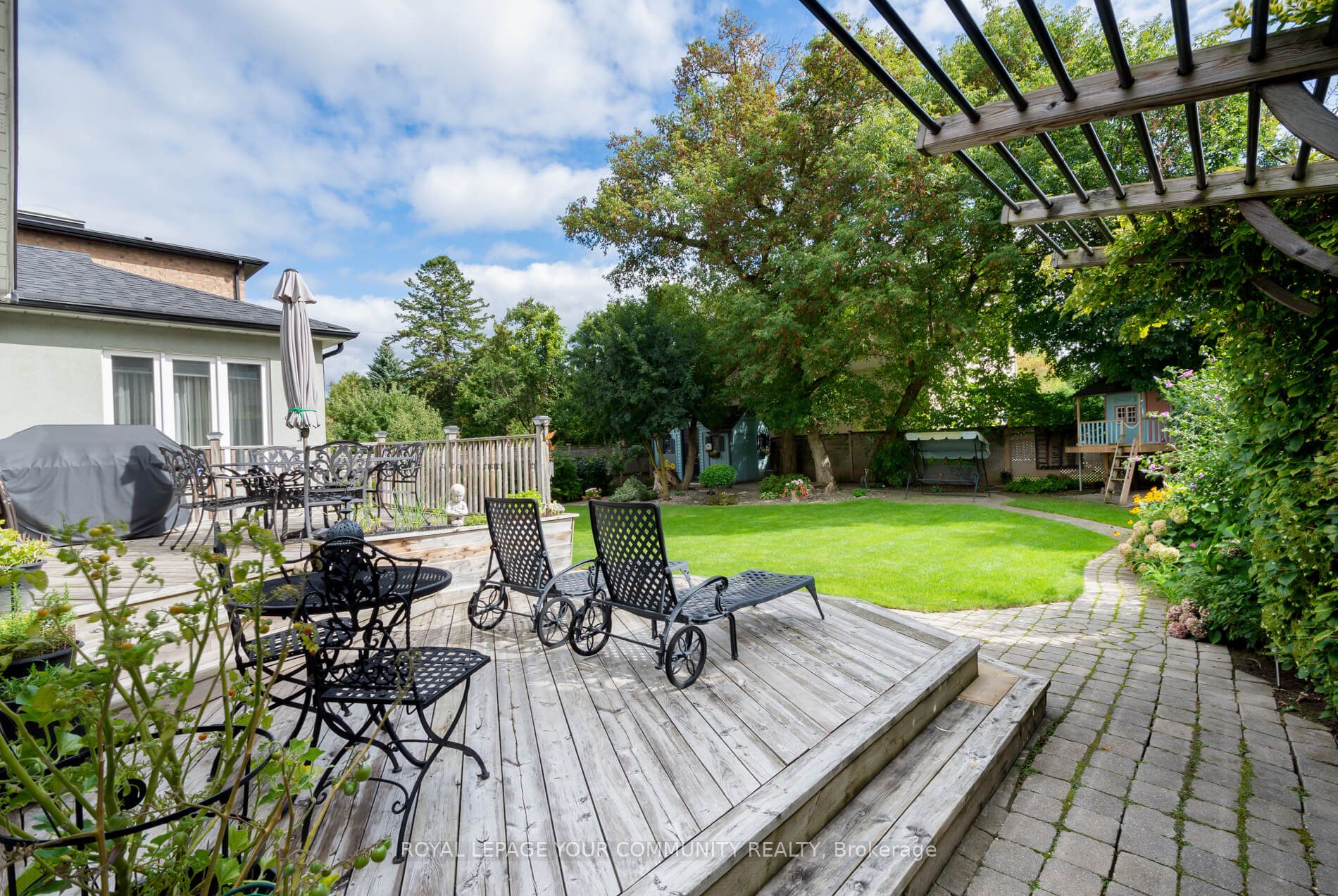 273 Ellerslie Avenue