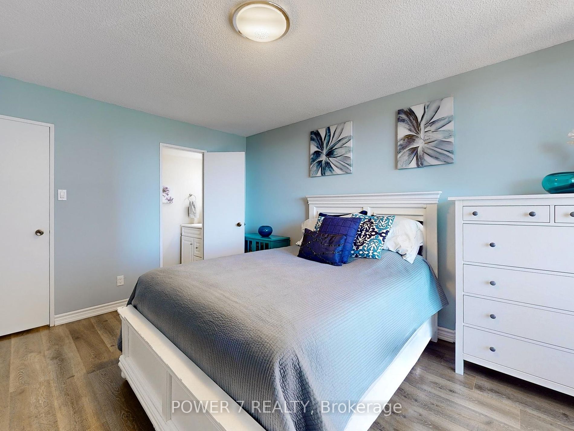 10 Tangreen Court, #407