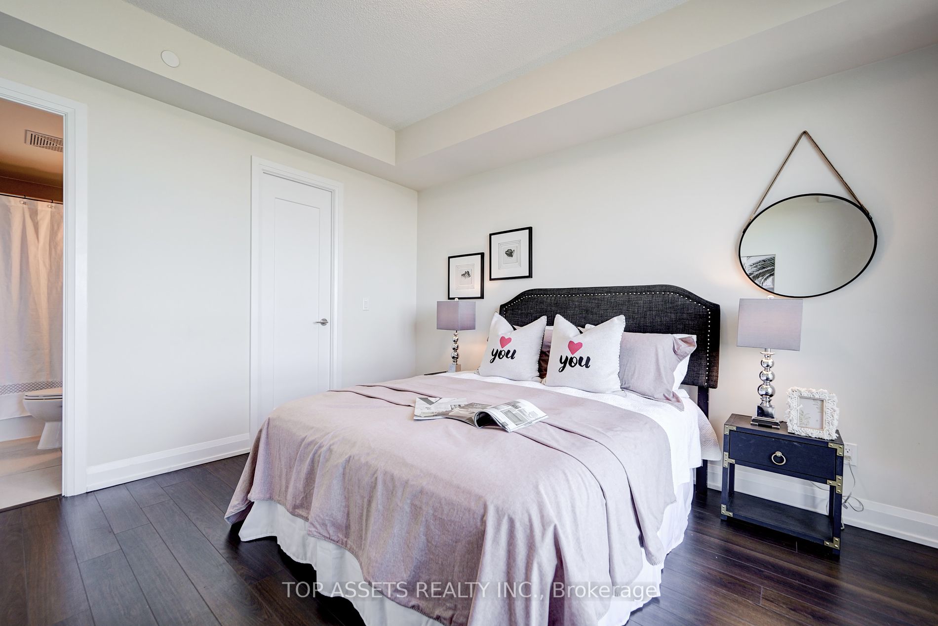 18 Graydon Hall Dr, #2410