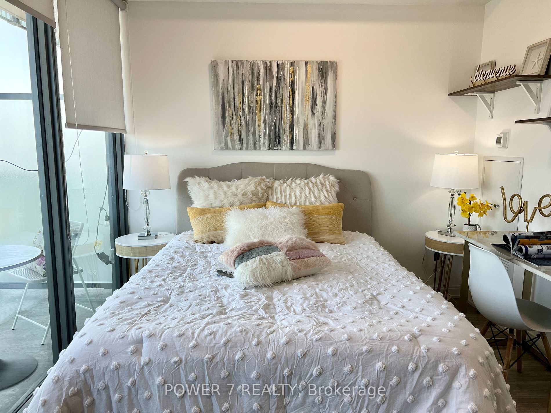 50 Charles St E, #4402