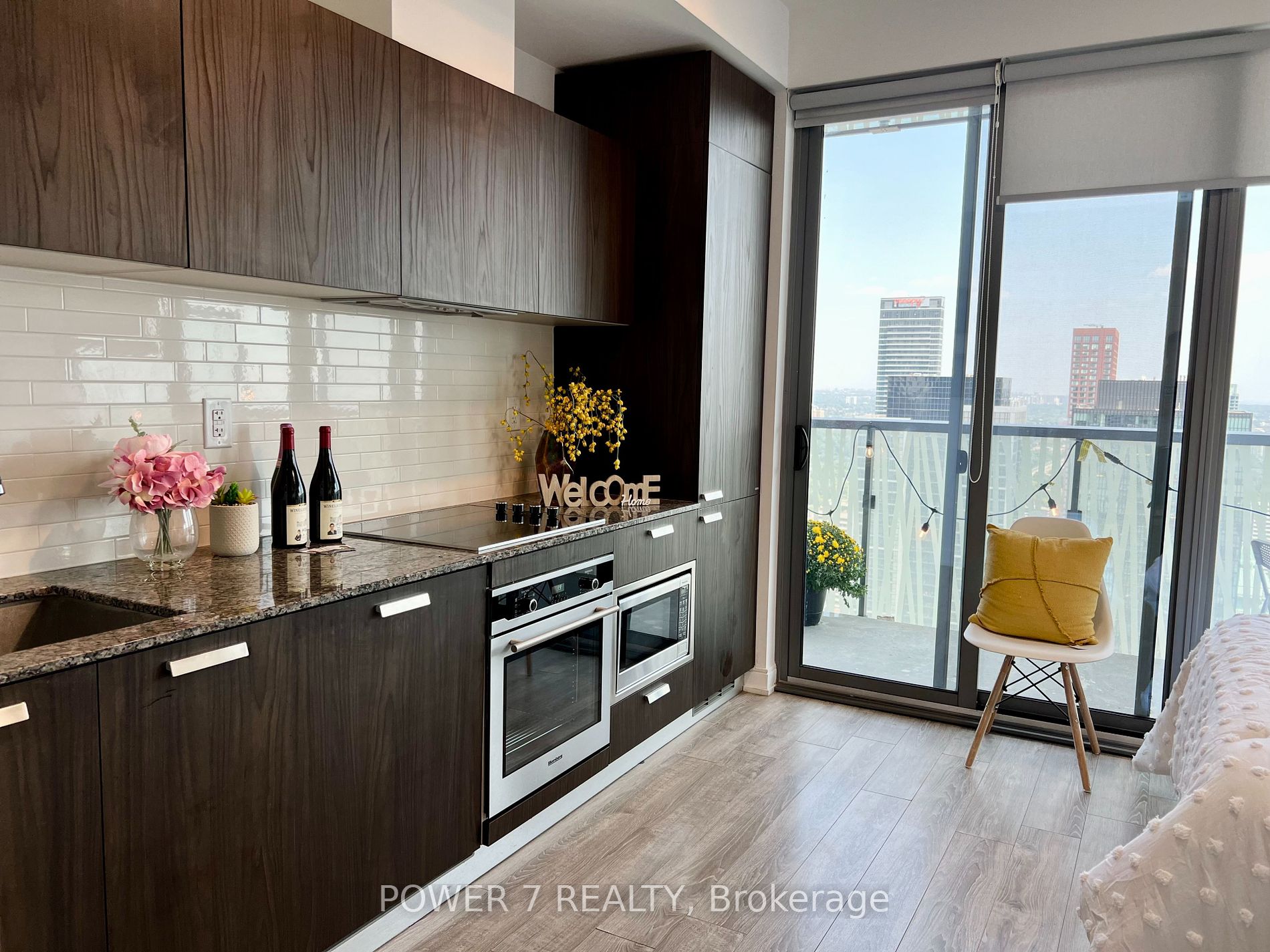 50 Charles St E, #4402