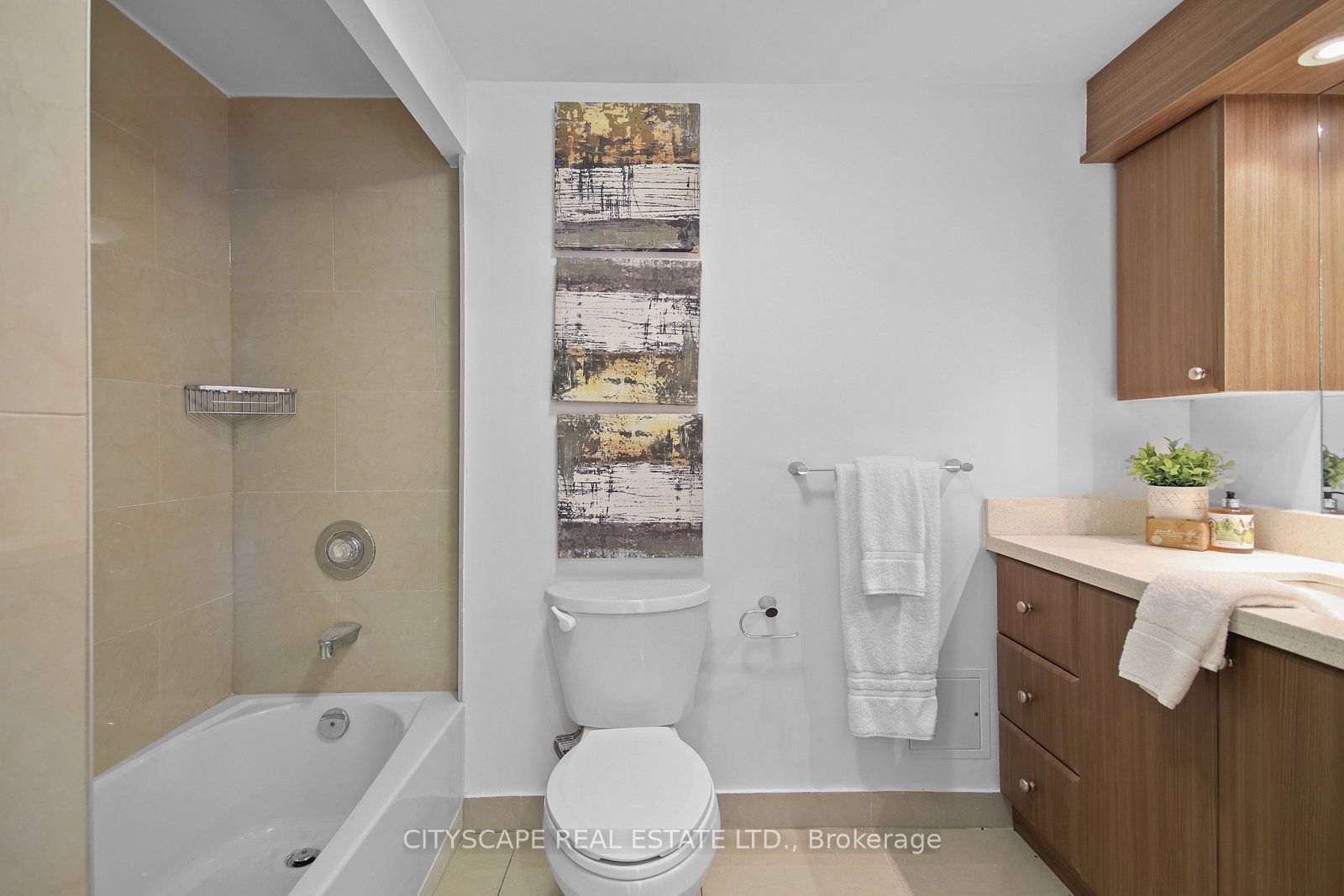 77 Harbour Sq, #2411