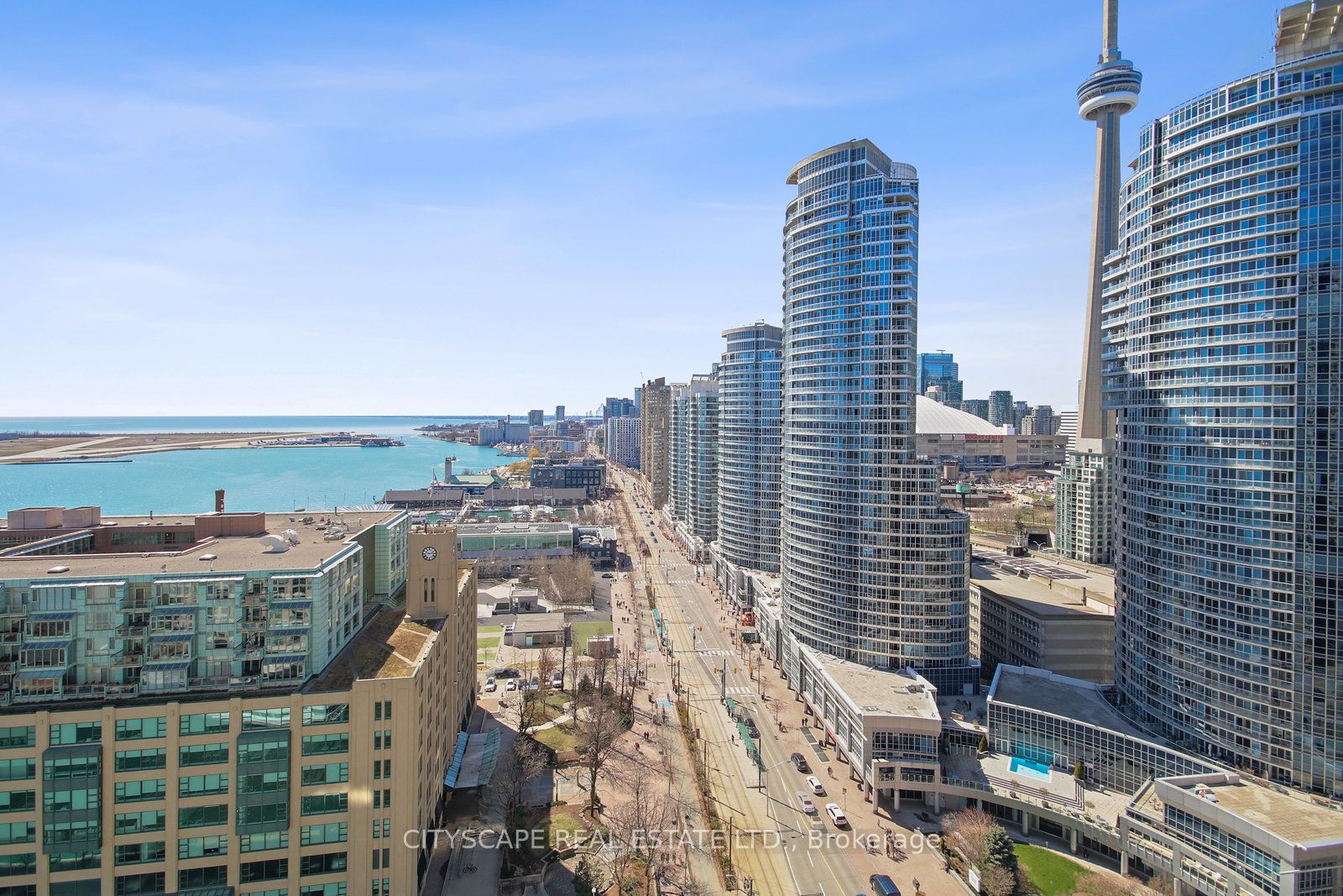 77 Harbour Sq, #2411