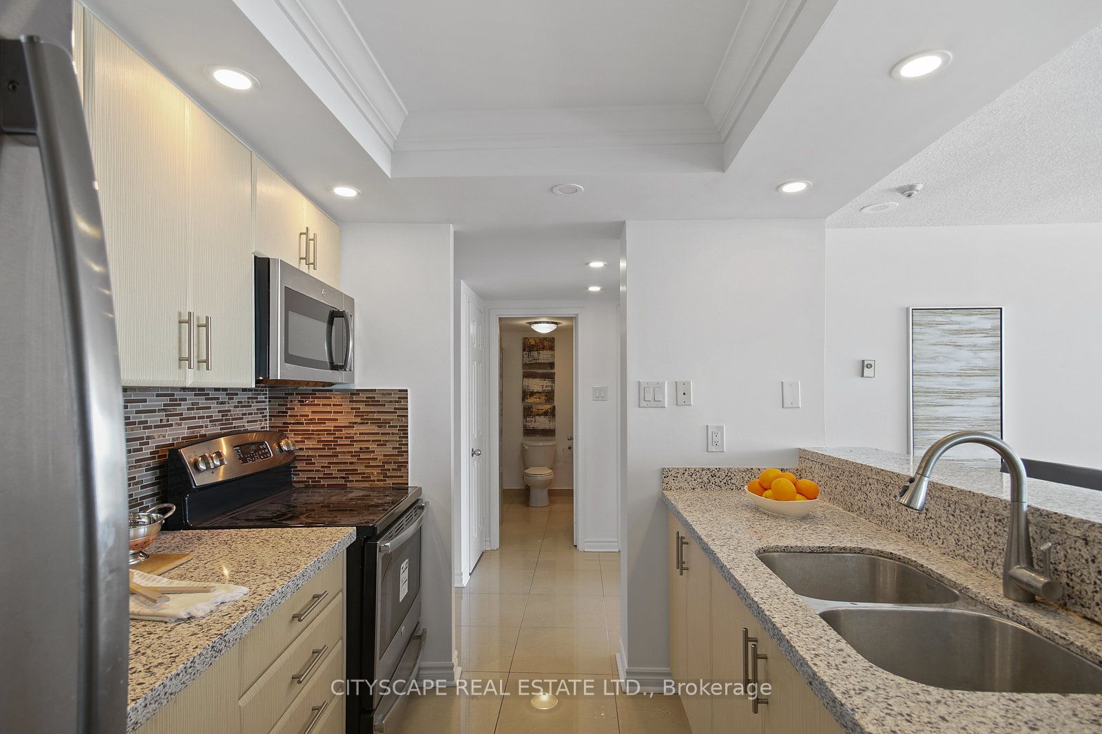 77 Harbour Sq, #2411