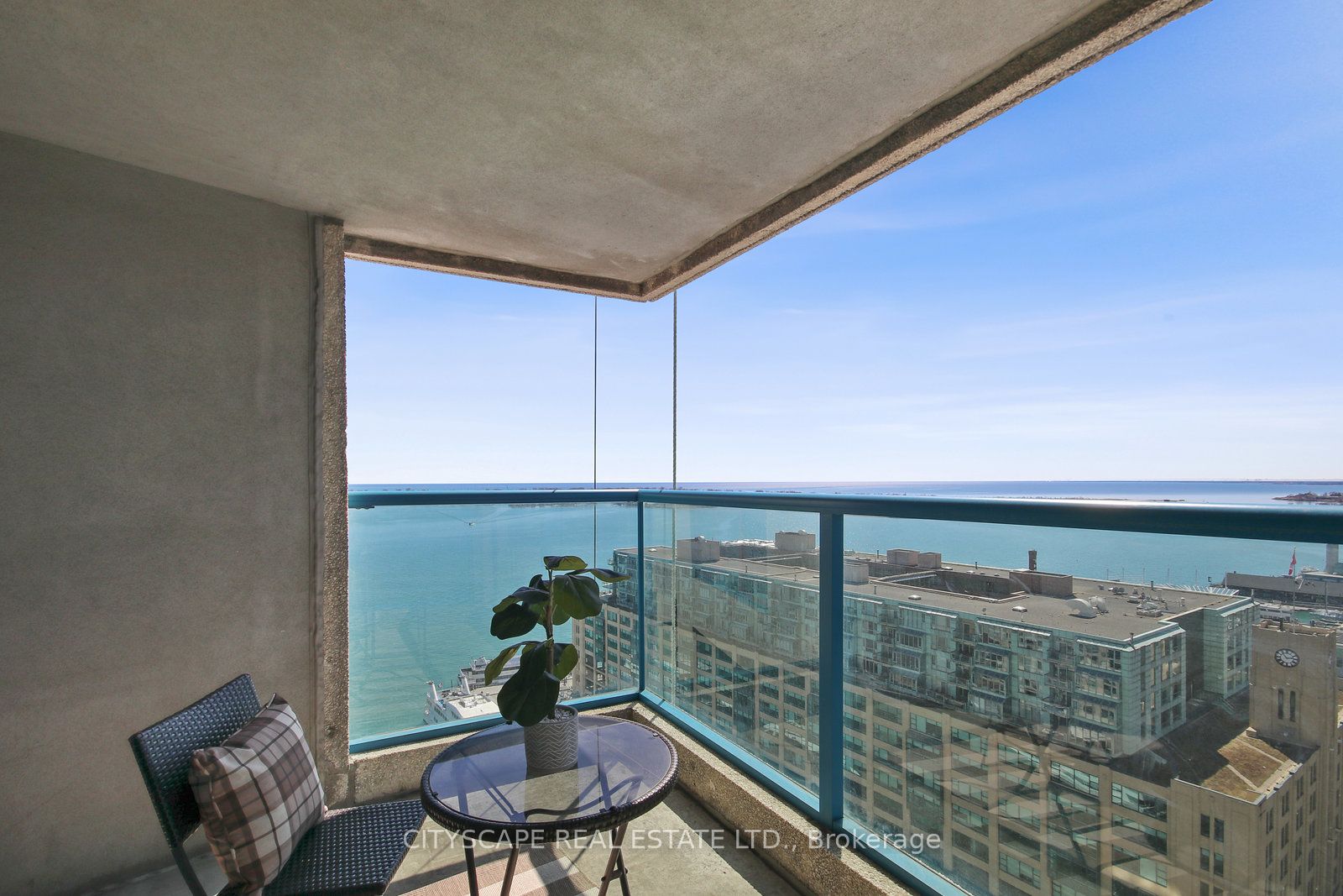 77 Harbour Sq, #2411