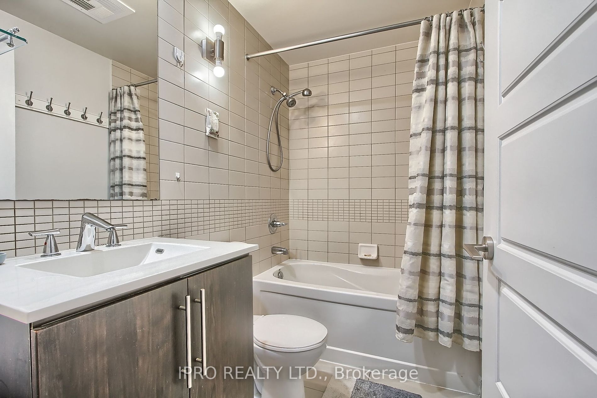 28 Linden St, #1205