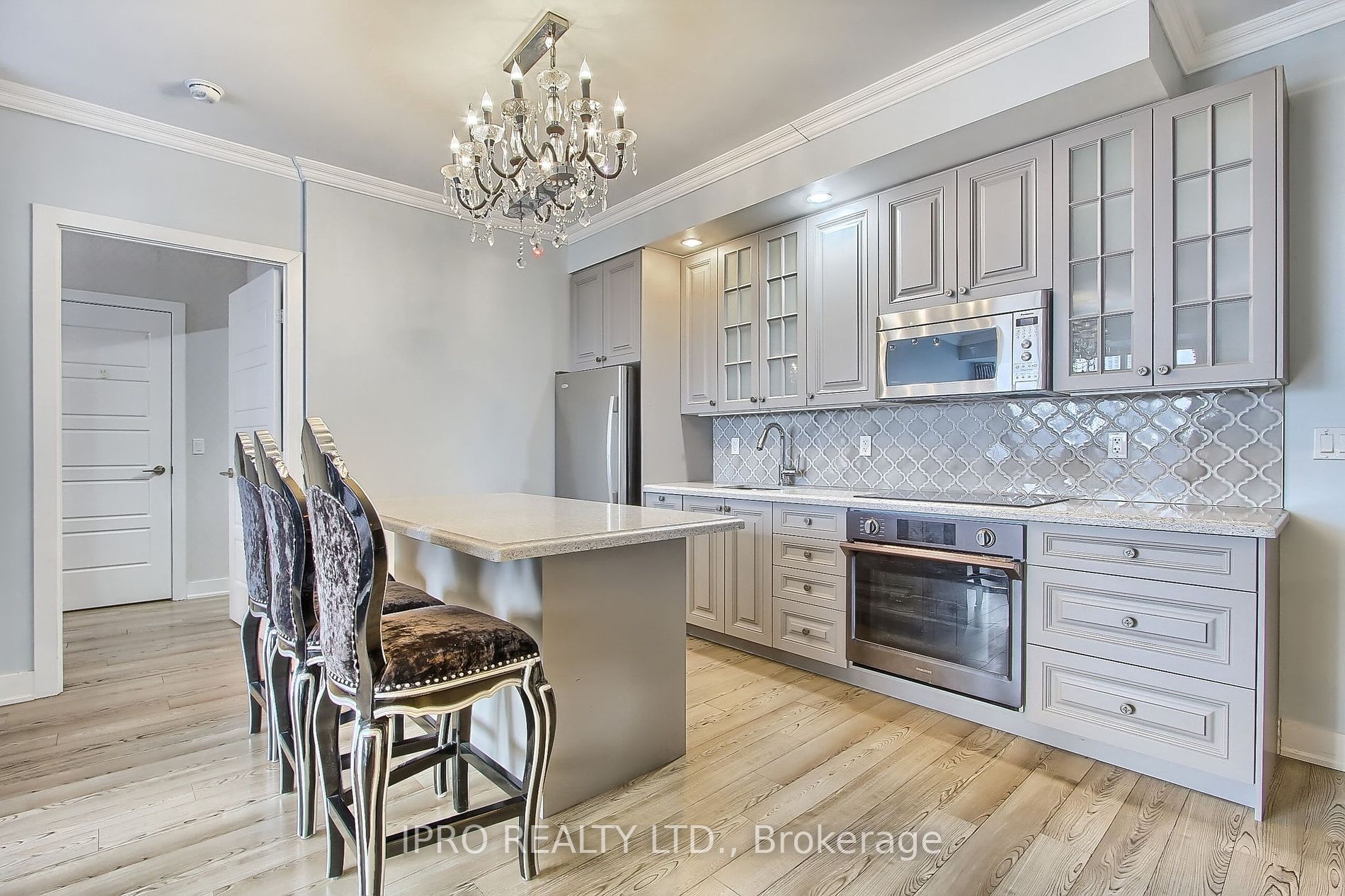 28 Linden St, #1205