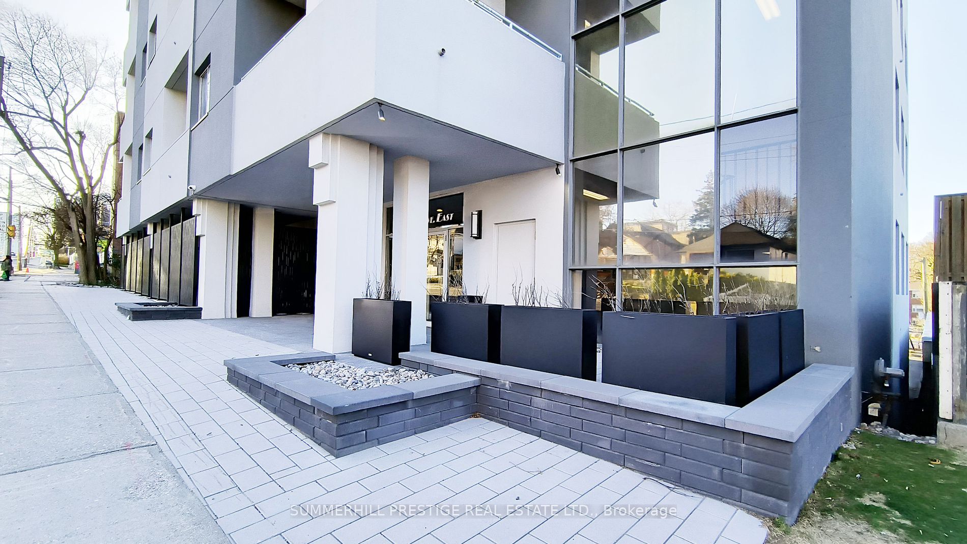 600 Eglinton Avenue E, #102