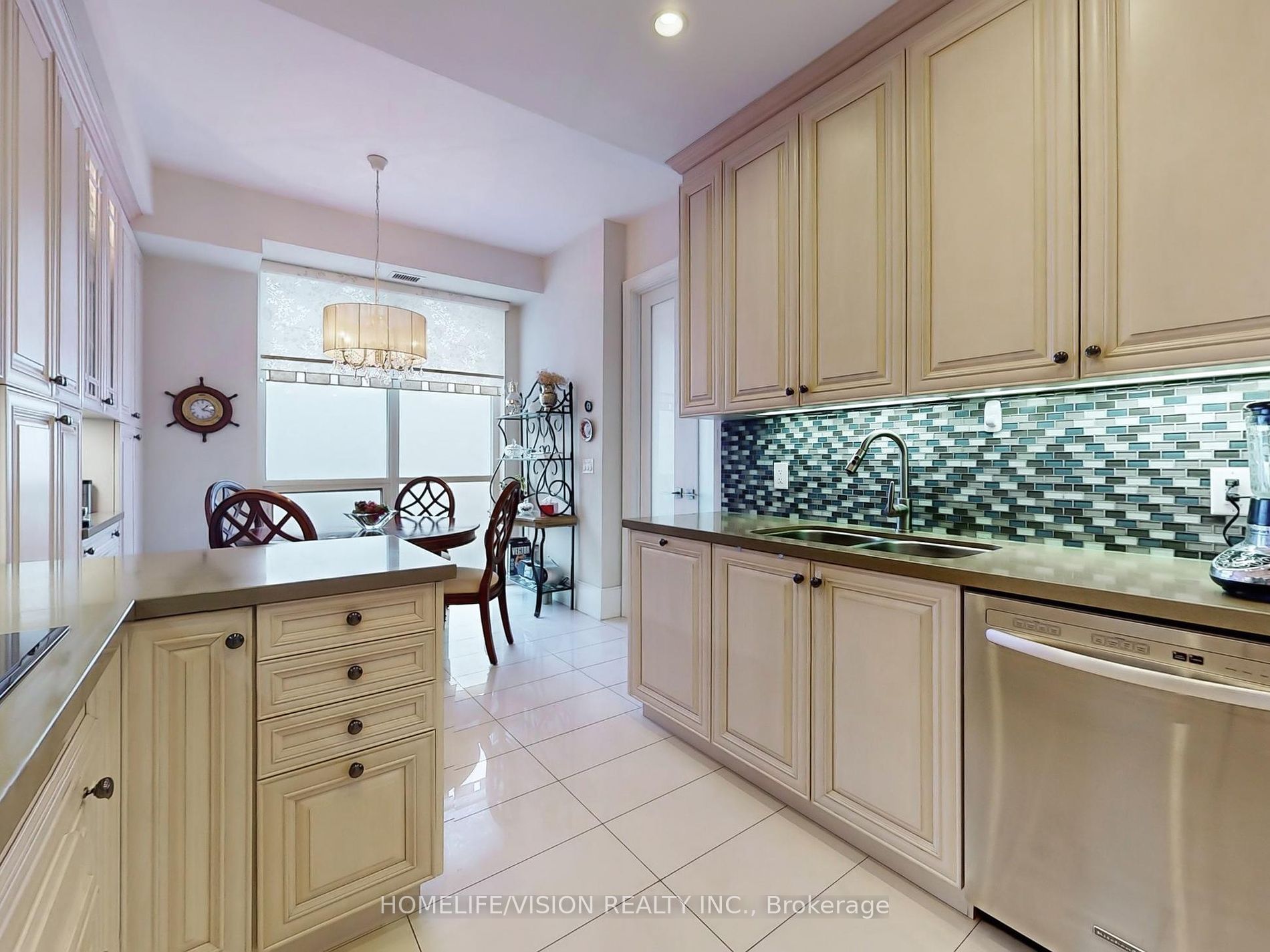 70 Roehampton Avenue, #2620