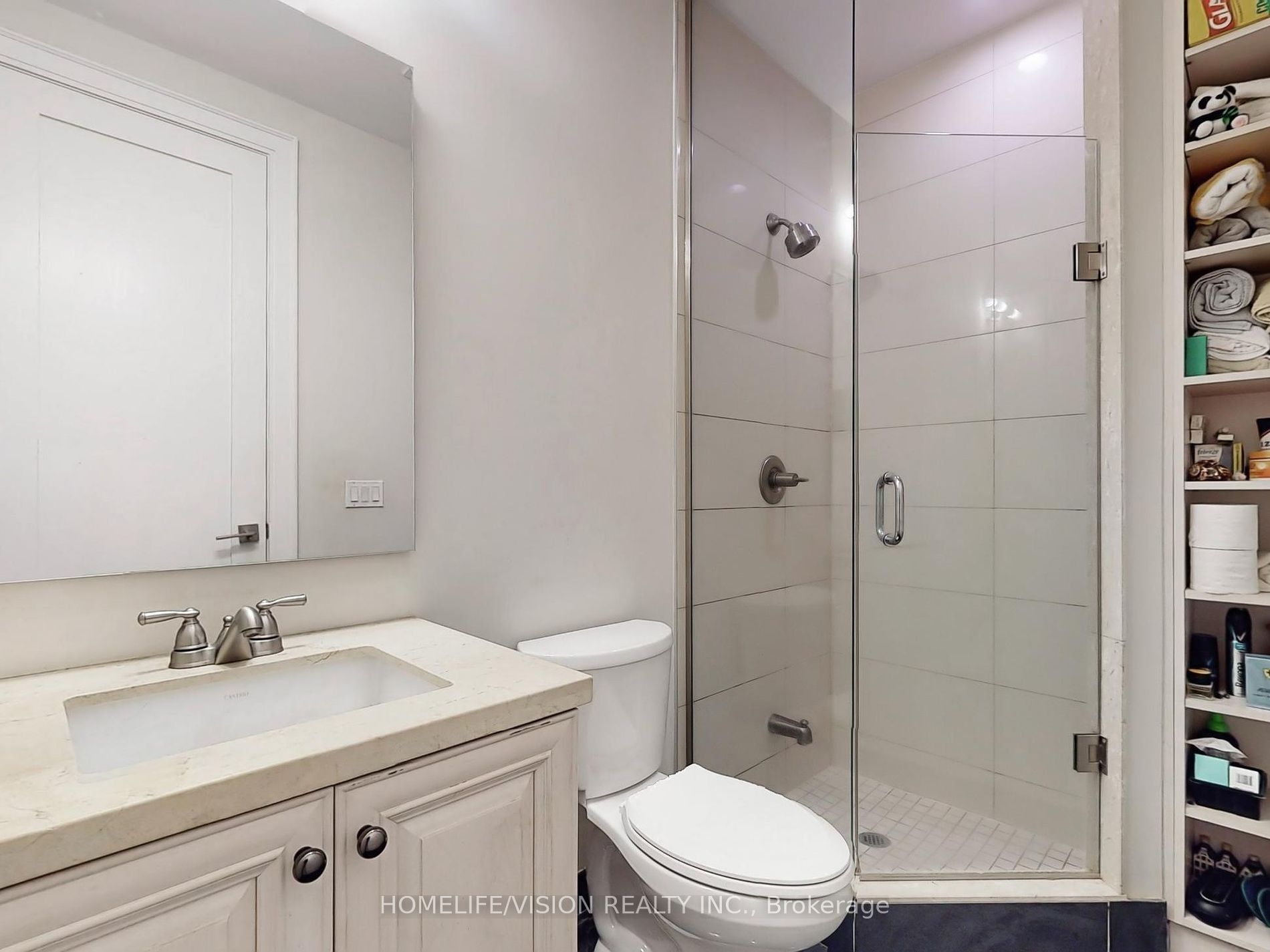 70 Roehampton Avenue, #2620
