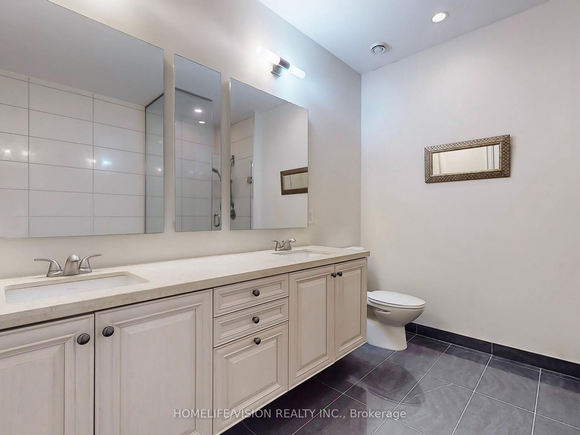 70 Roehampton Avenue, #2620