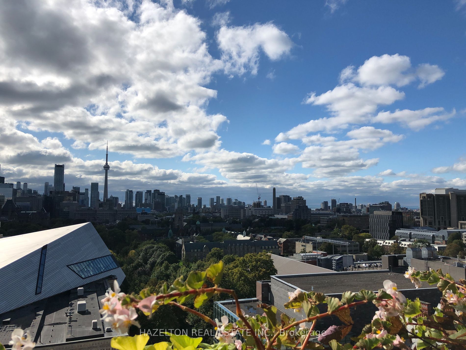 206 Bloor Street W #1402