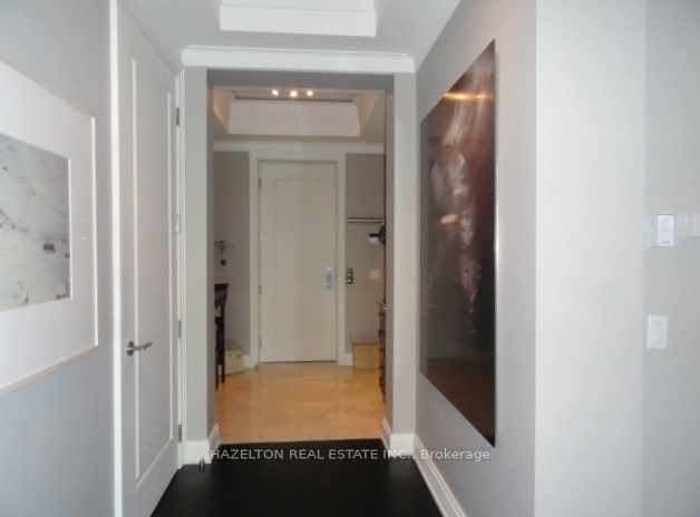 206 Bloor Street W #1402