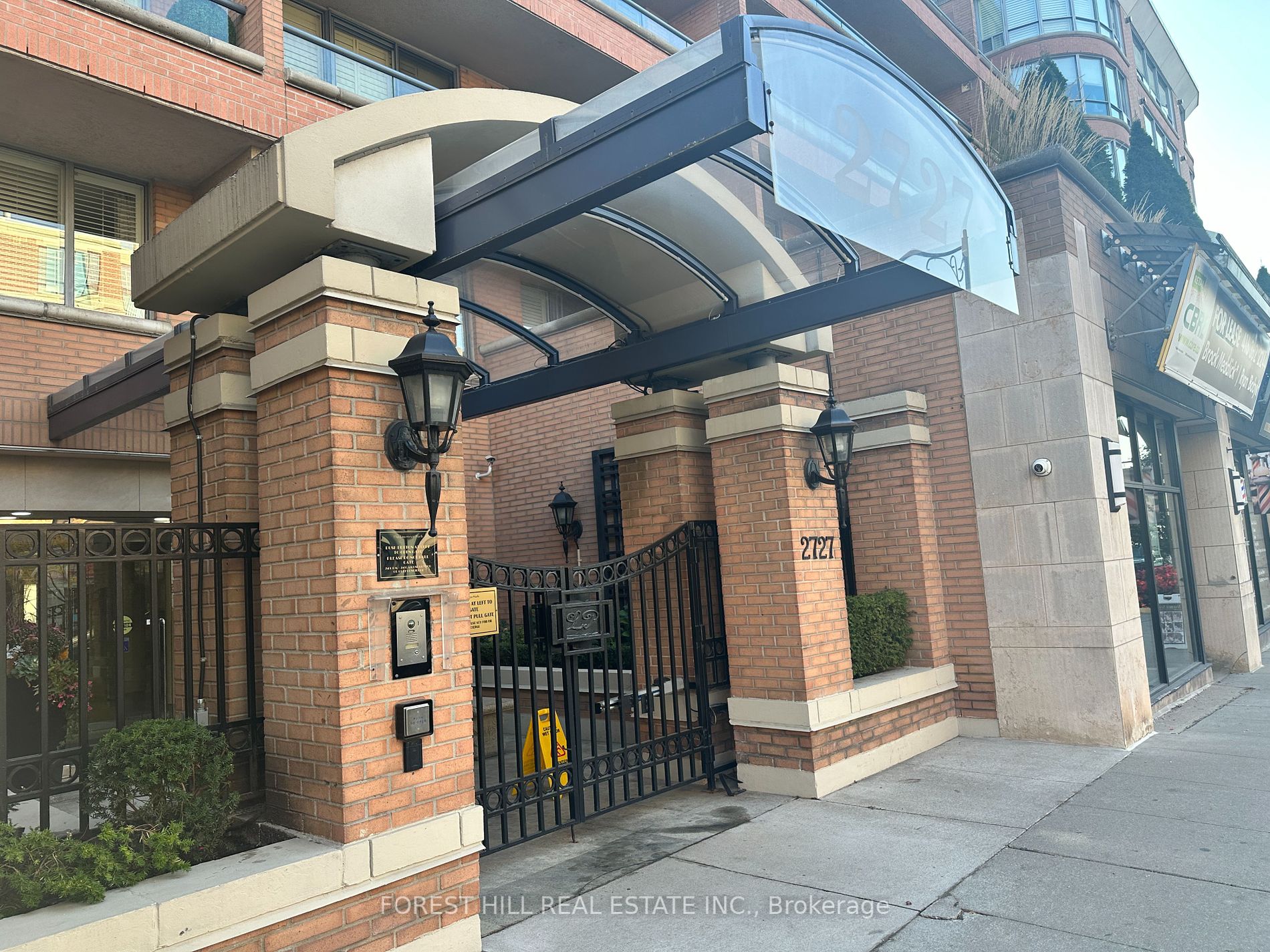 2727 Yonge Street, #416
