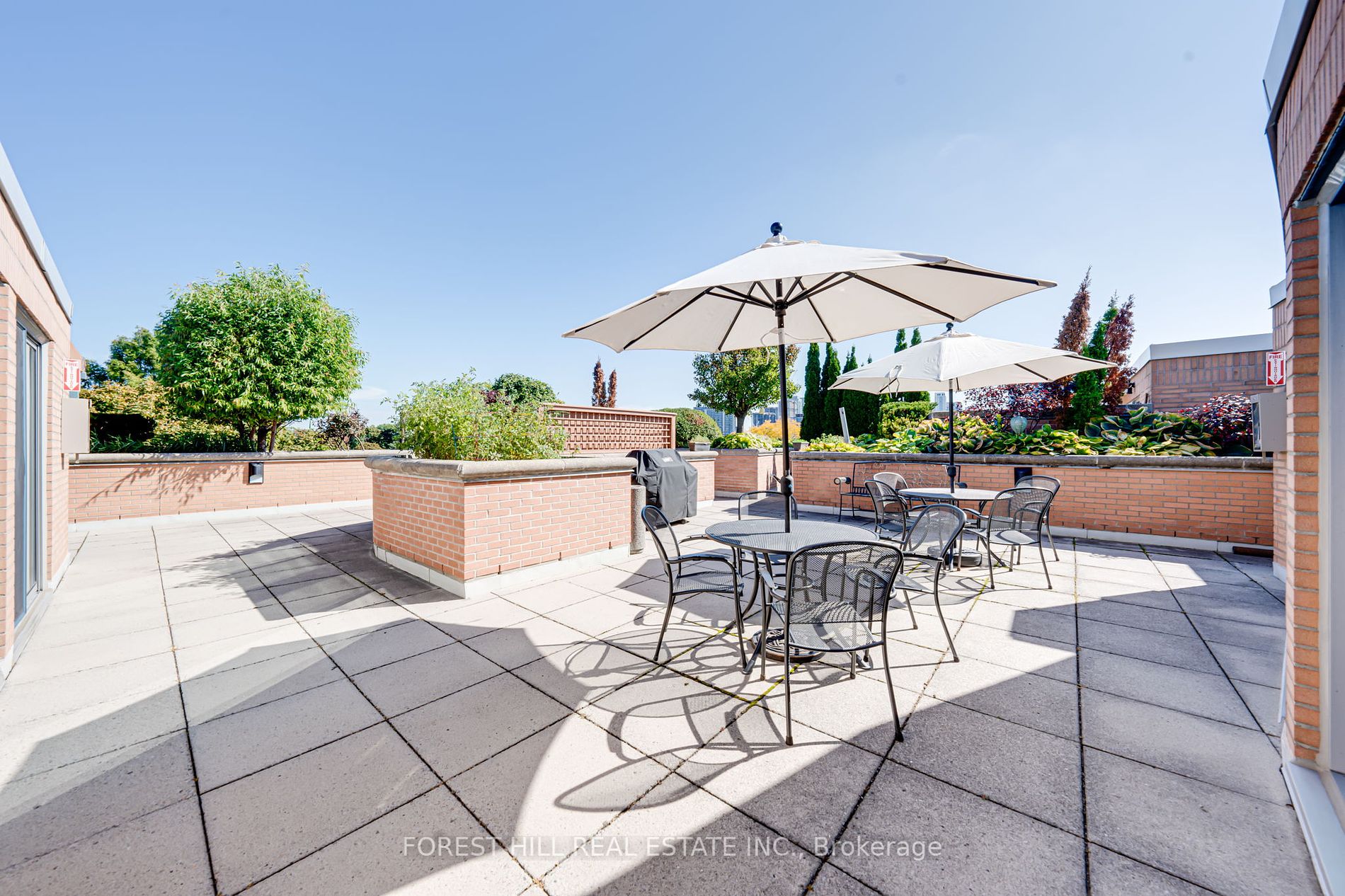 2727 Yonge Street, #416