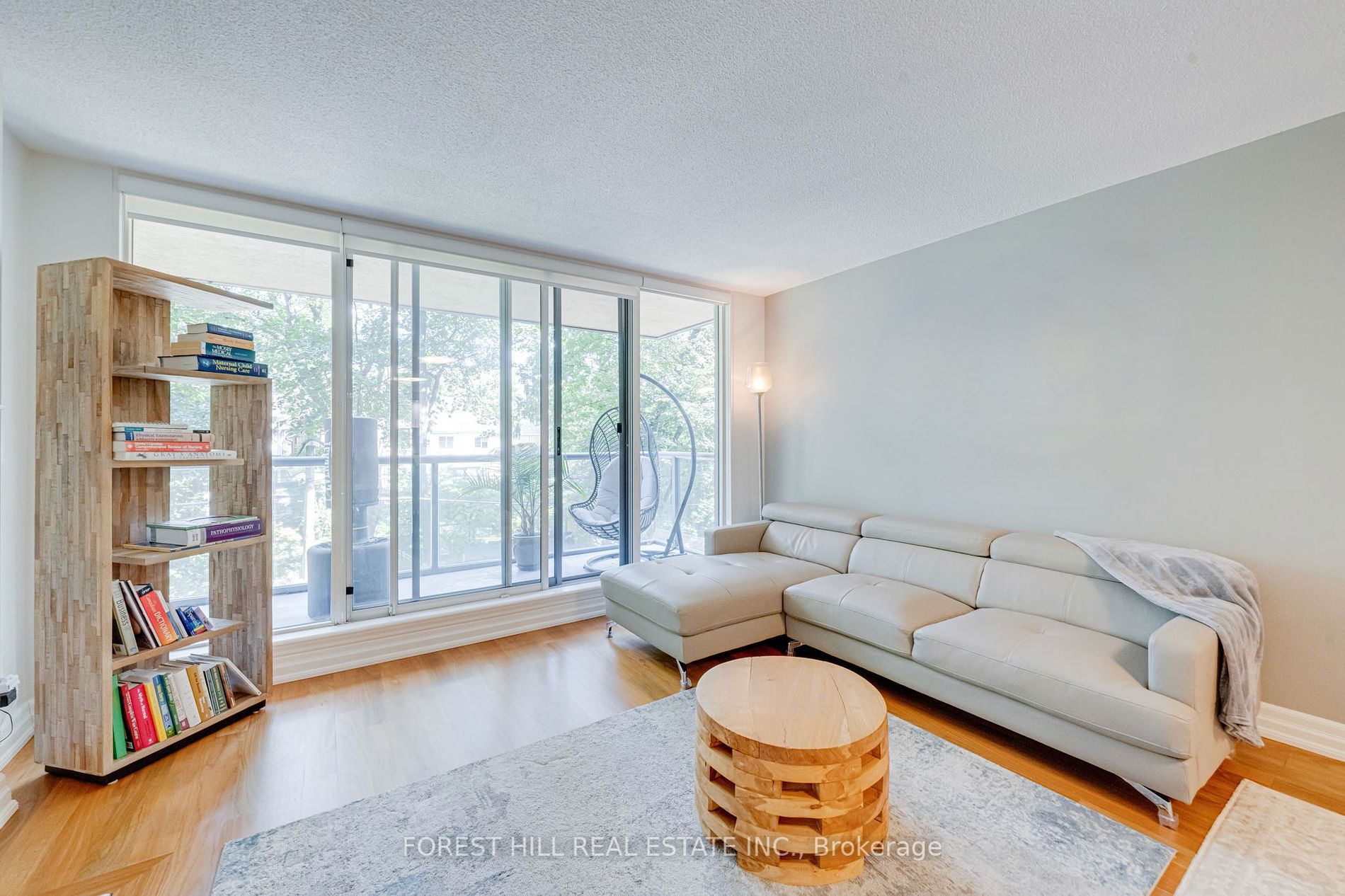 2727 Yonge Street, #416