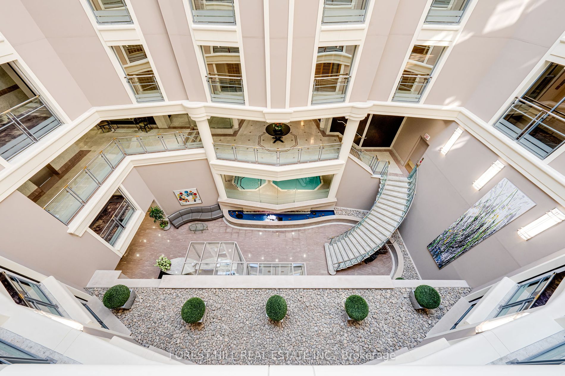 2727 Yonge Street, #416