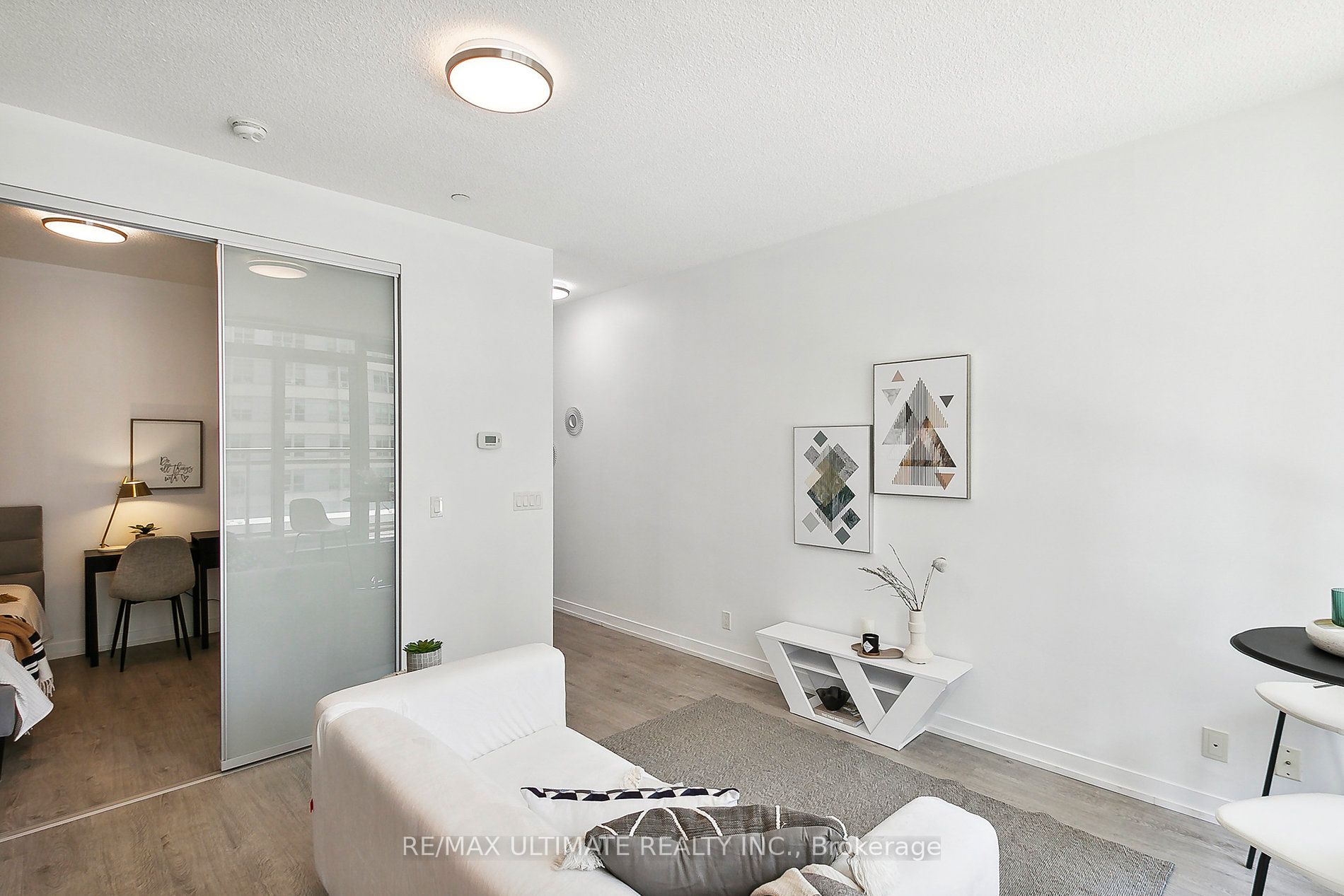 89 Dunfield Avenue, #628