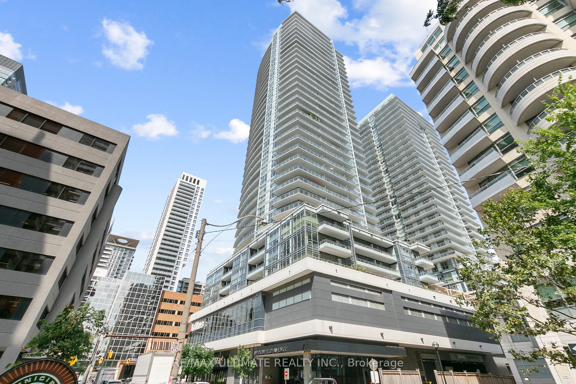 89 Dunfield Avenue, #628
