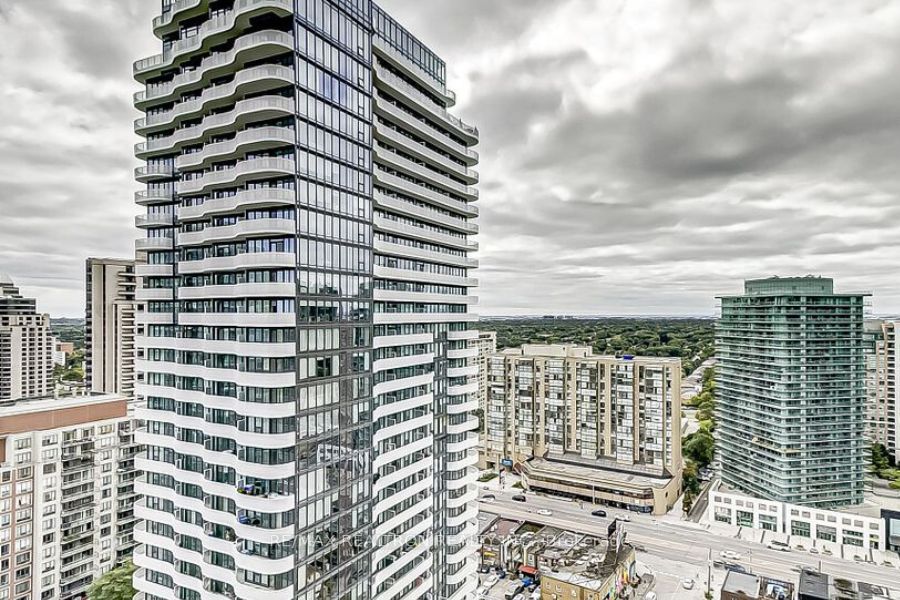 18 Holmes Ave, #2206