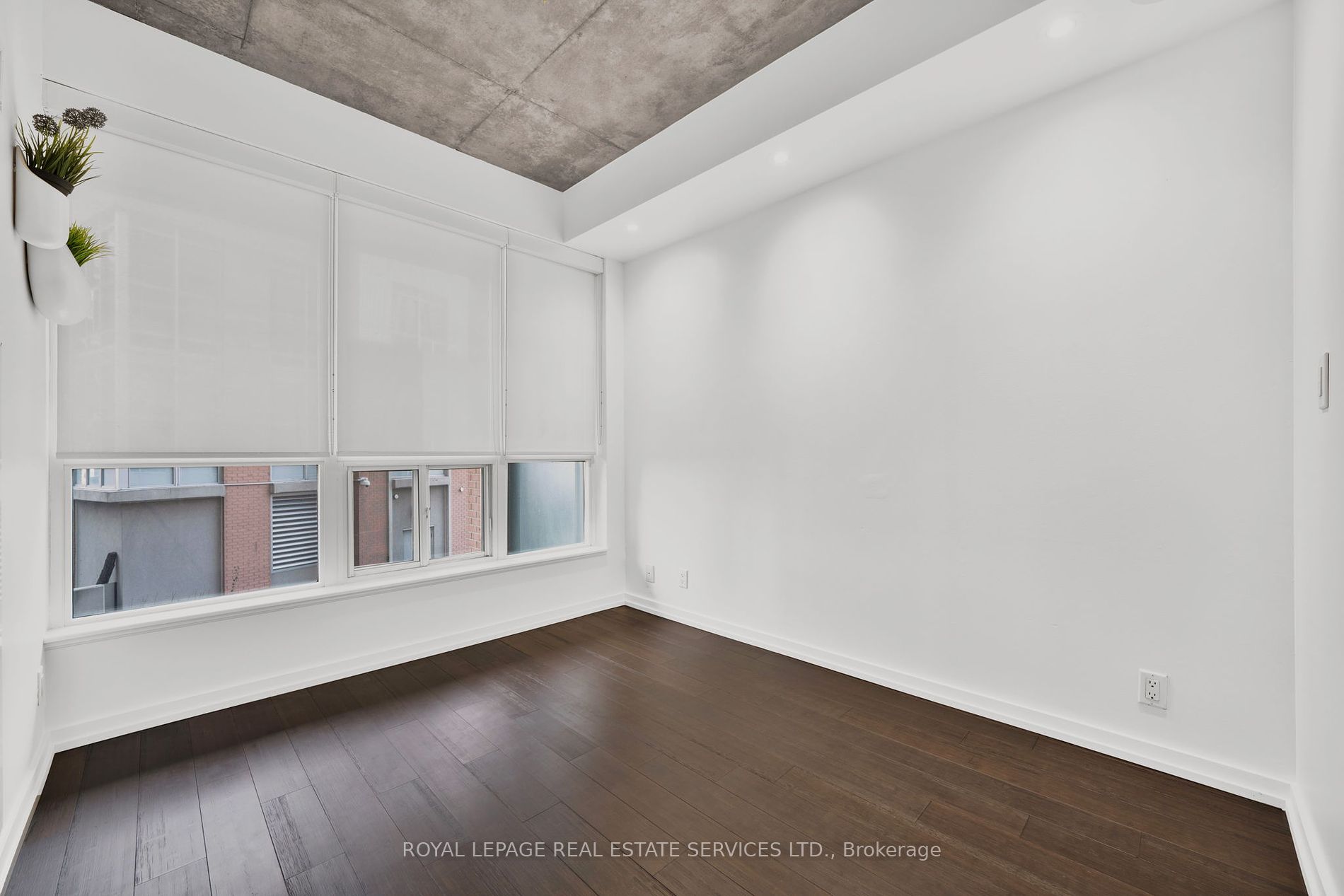 1 Shaw St, #106