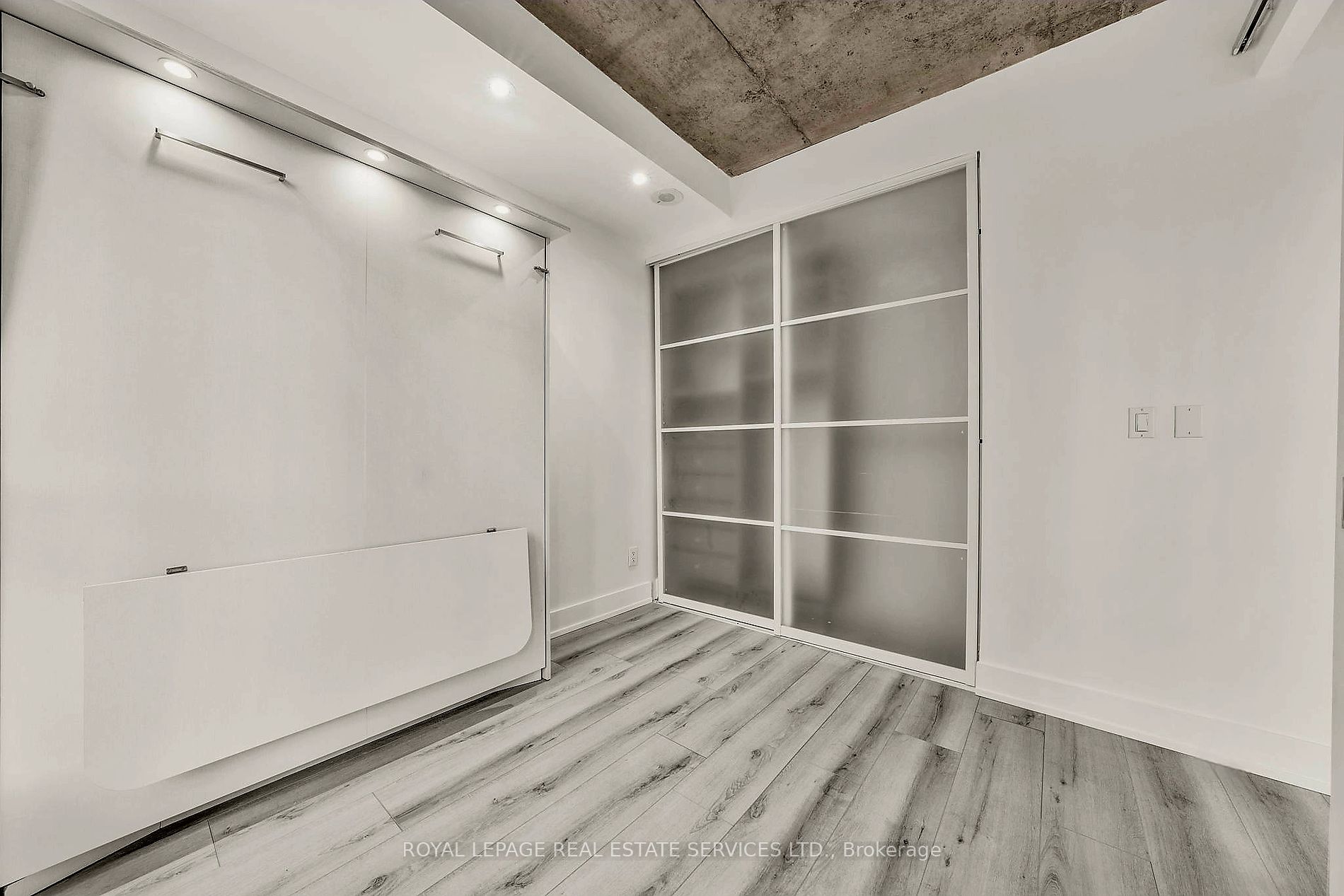 1 Shaw St, #106