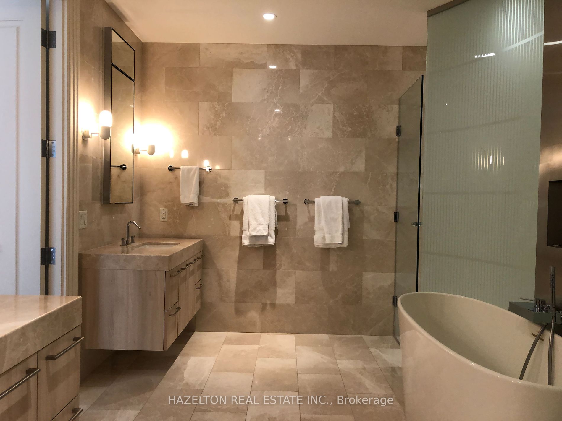 206 Bloor Street W #1402