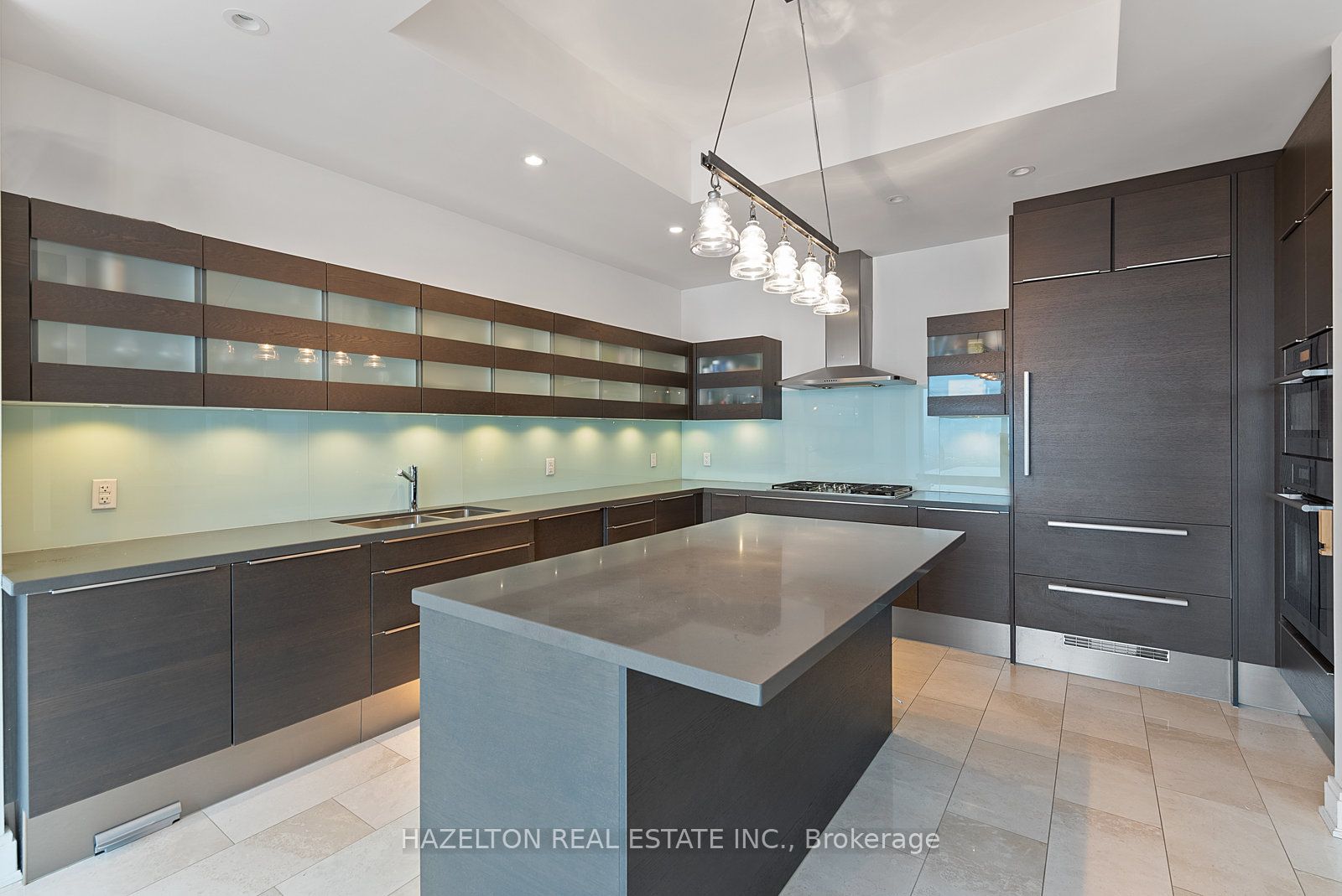 206 Bloor Street W #1402
