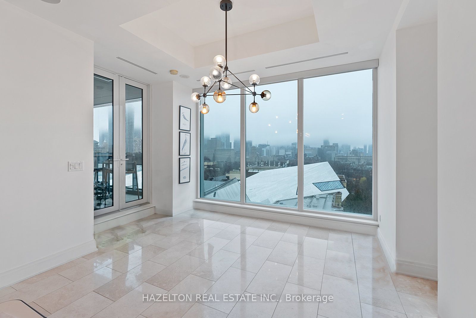 206 Bloor Street W #1402