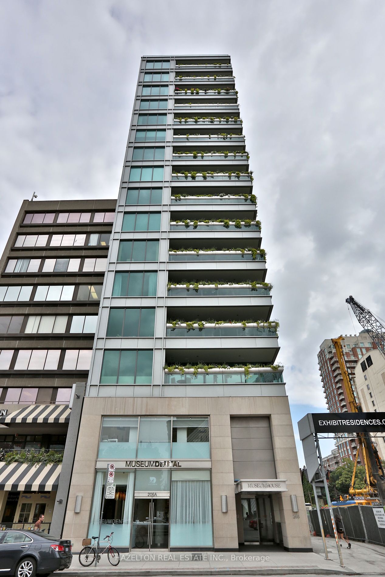 206 Bloor Street W #1402