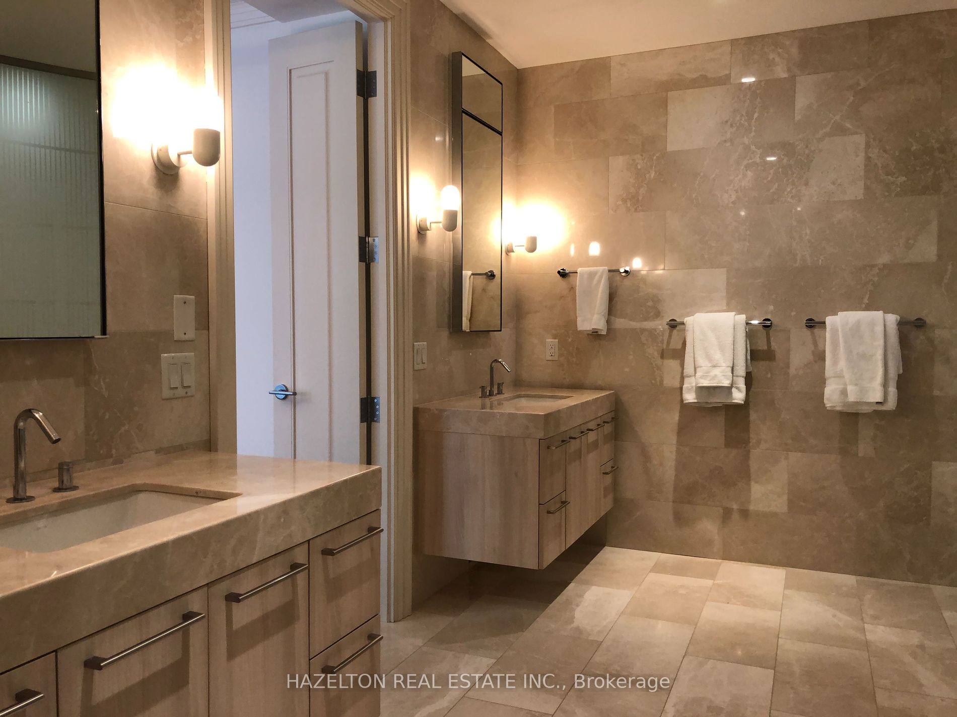 206 Bloor Street W #1402