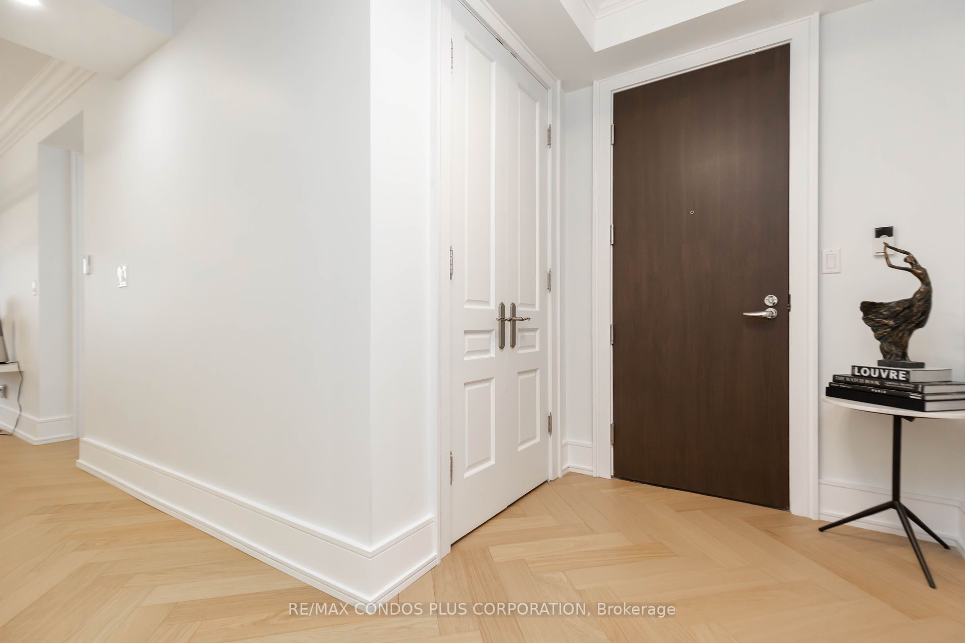 10 Bellair St, #801