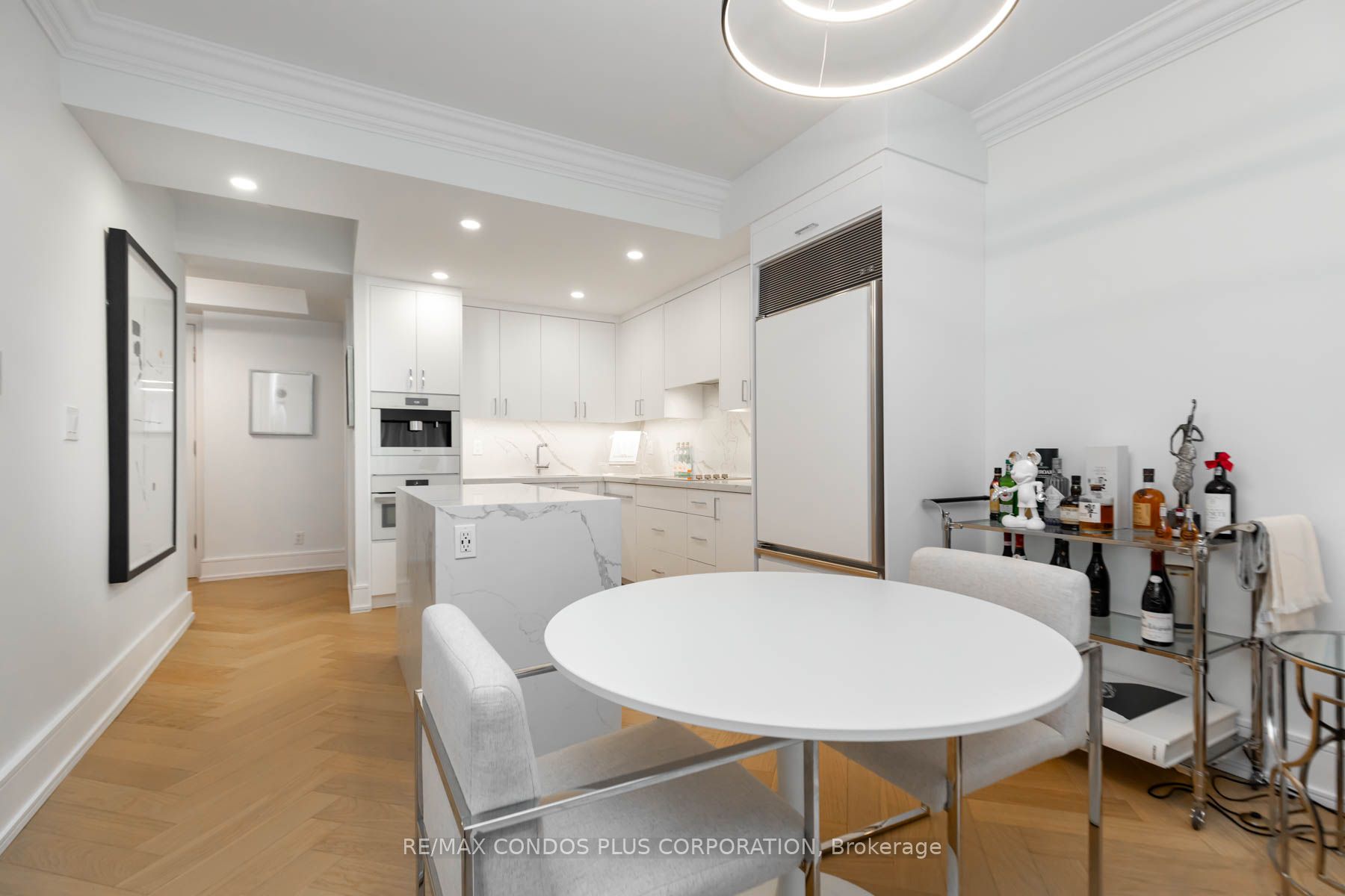 10 Bellair St, #801