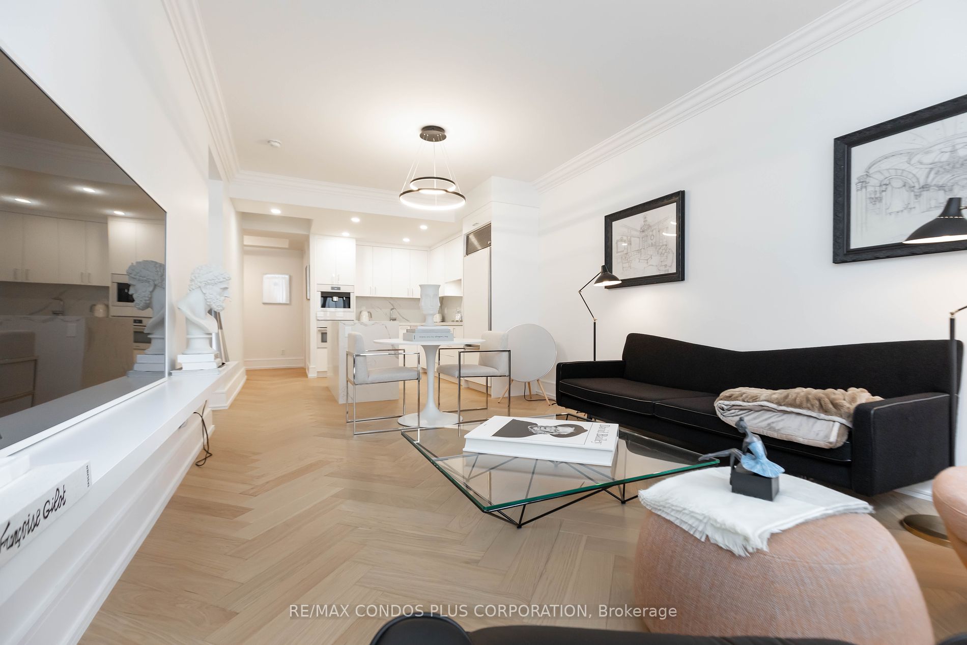 10 Bellair St, #801