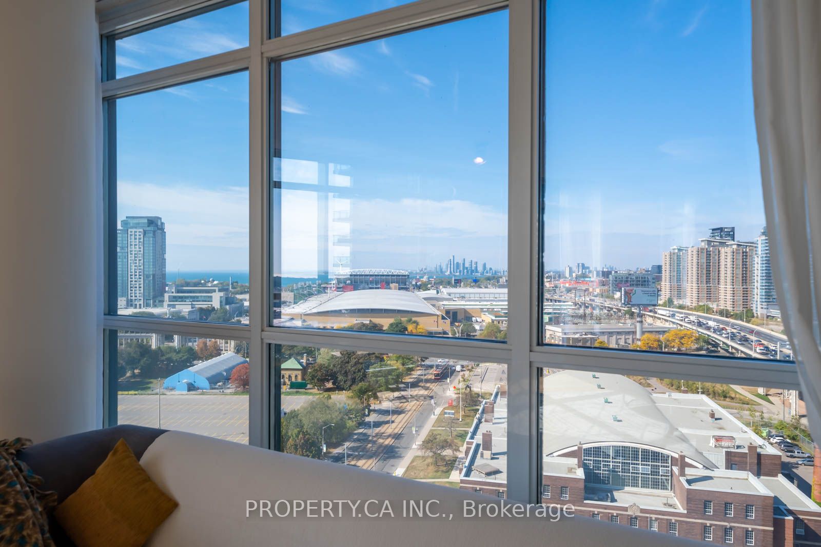 231 Fort York Blvd, #1803