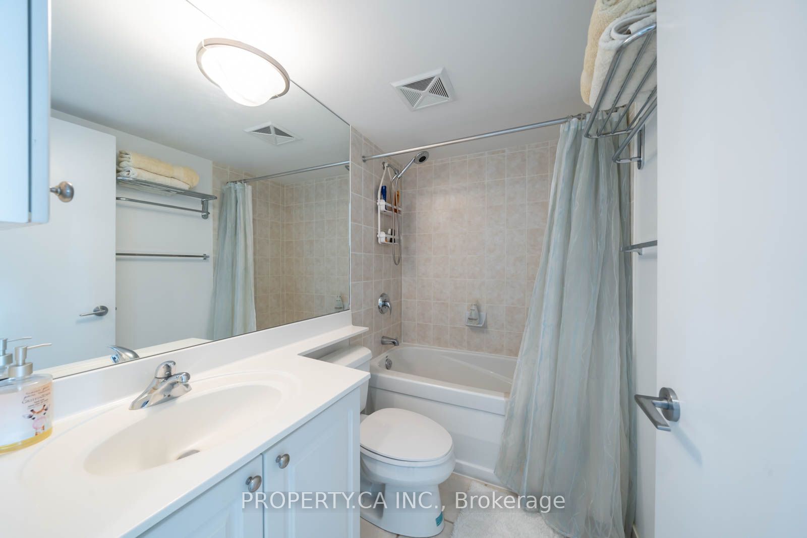 231 Fort York Blvd, #1803